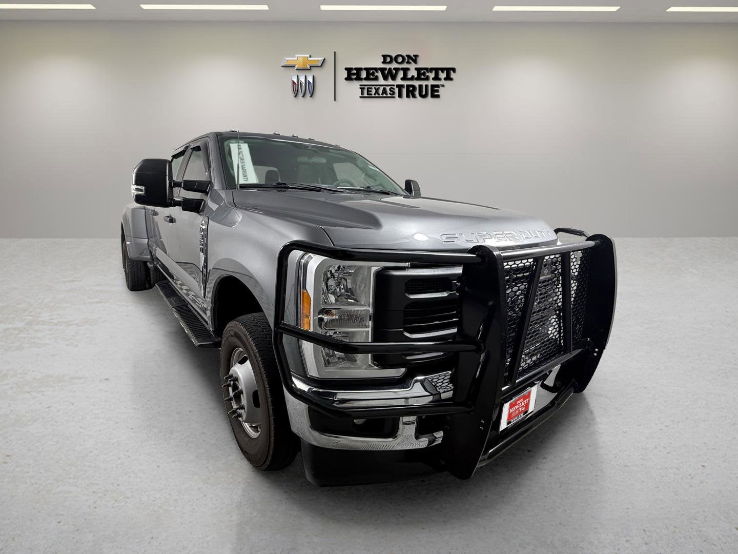 2023 Ford Super Duty F-350 DRW XL