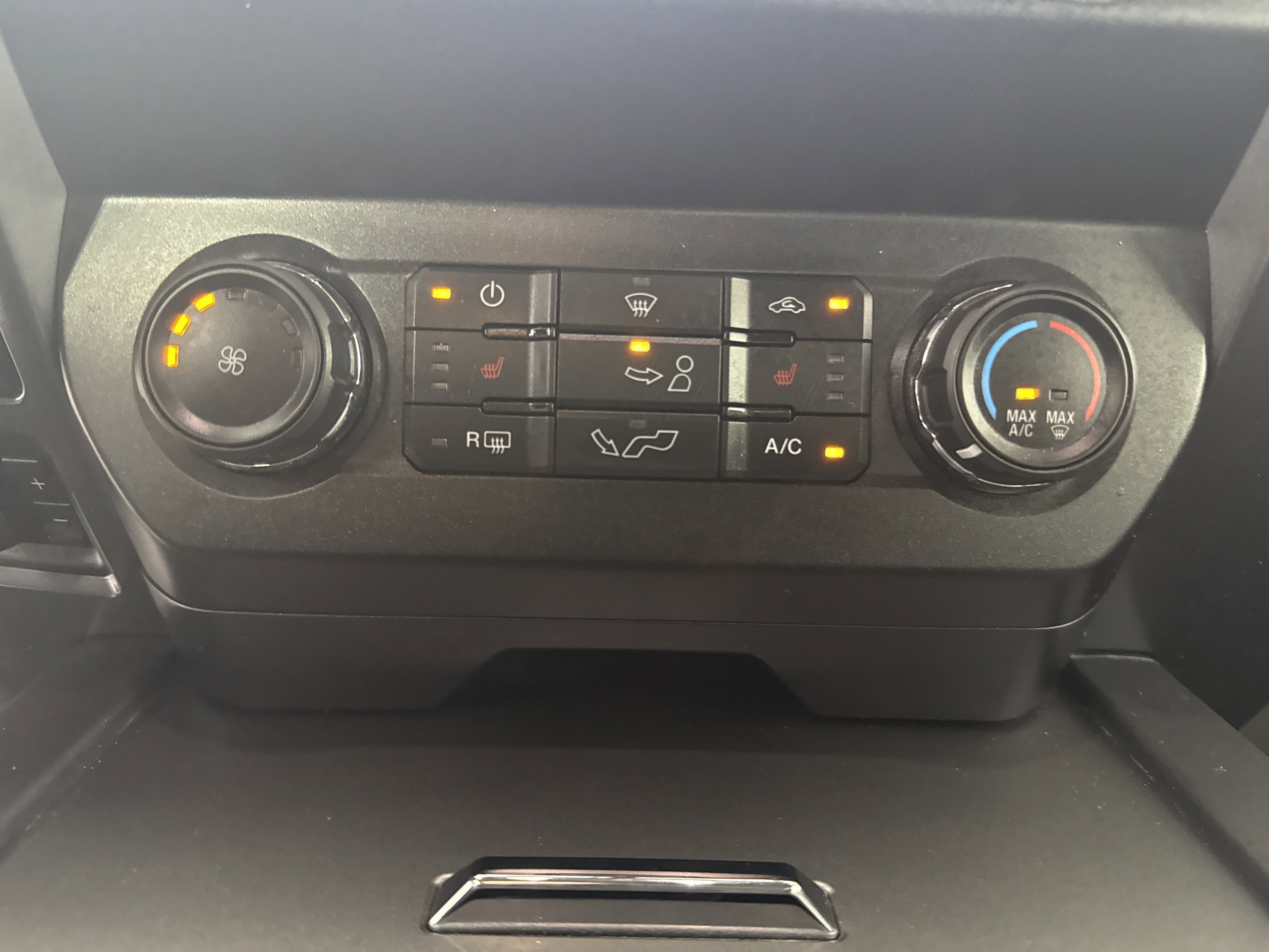 2019 Ford F-150 Base