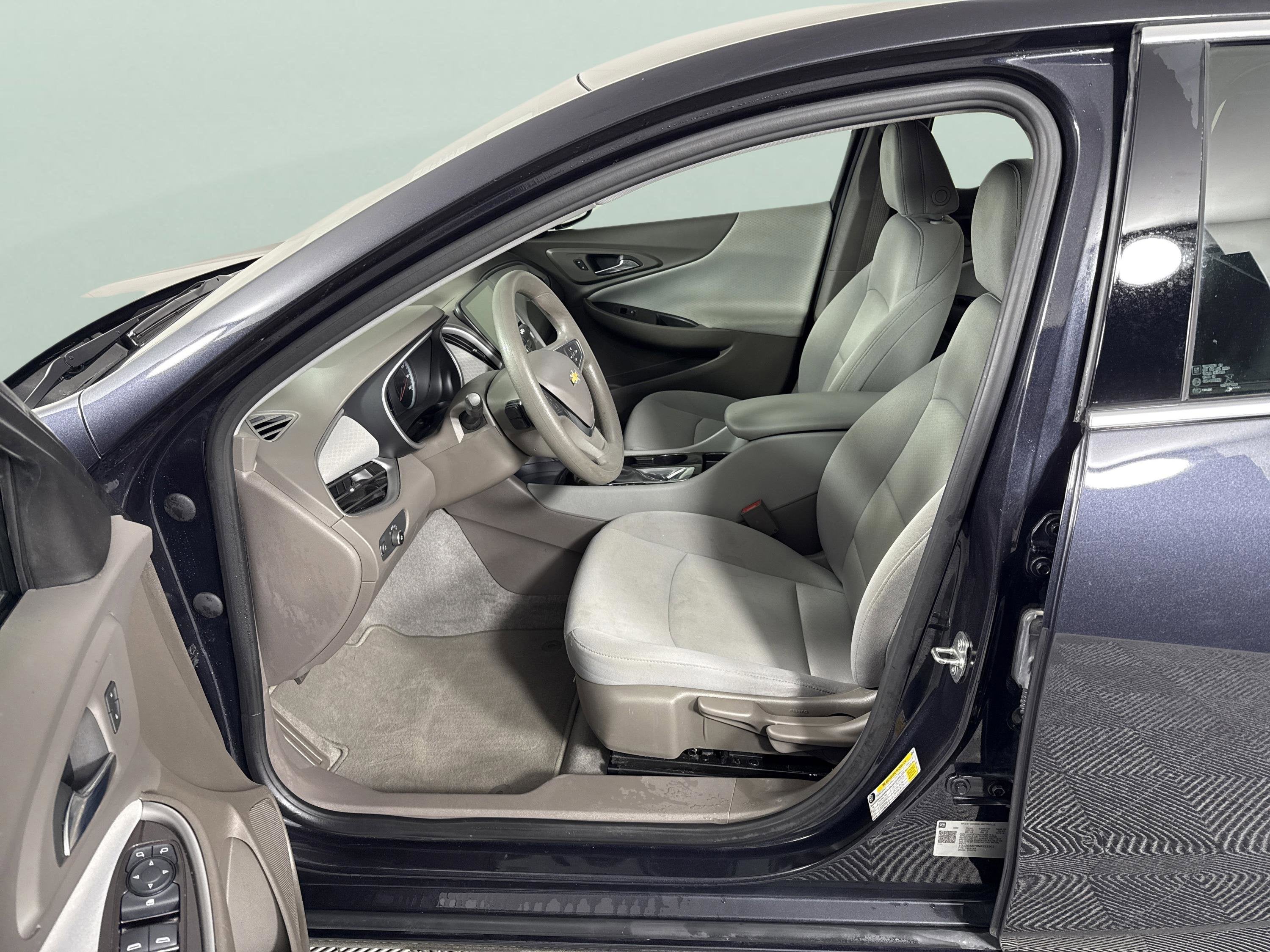 2022 Chevrolet Malibu LS