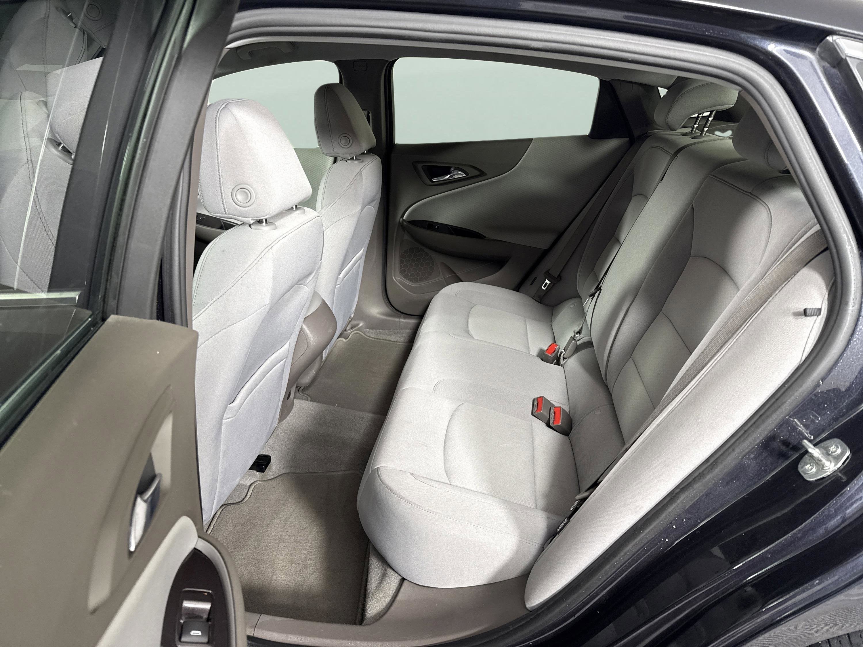 2022 Chevrolet Malibu LS