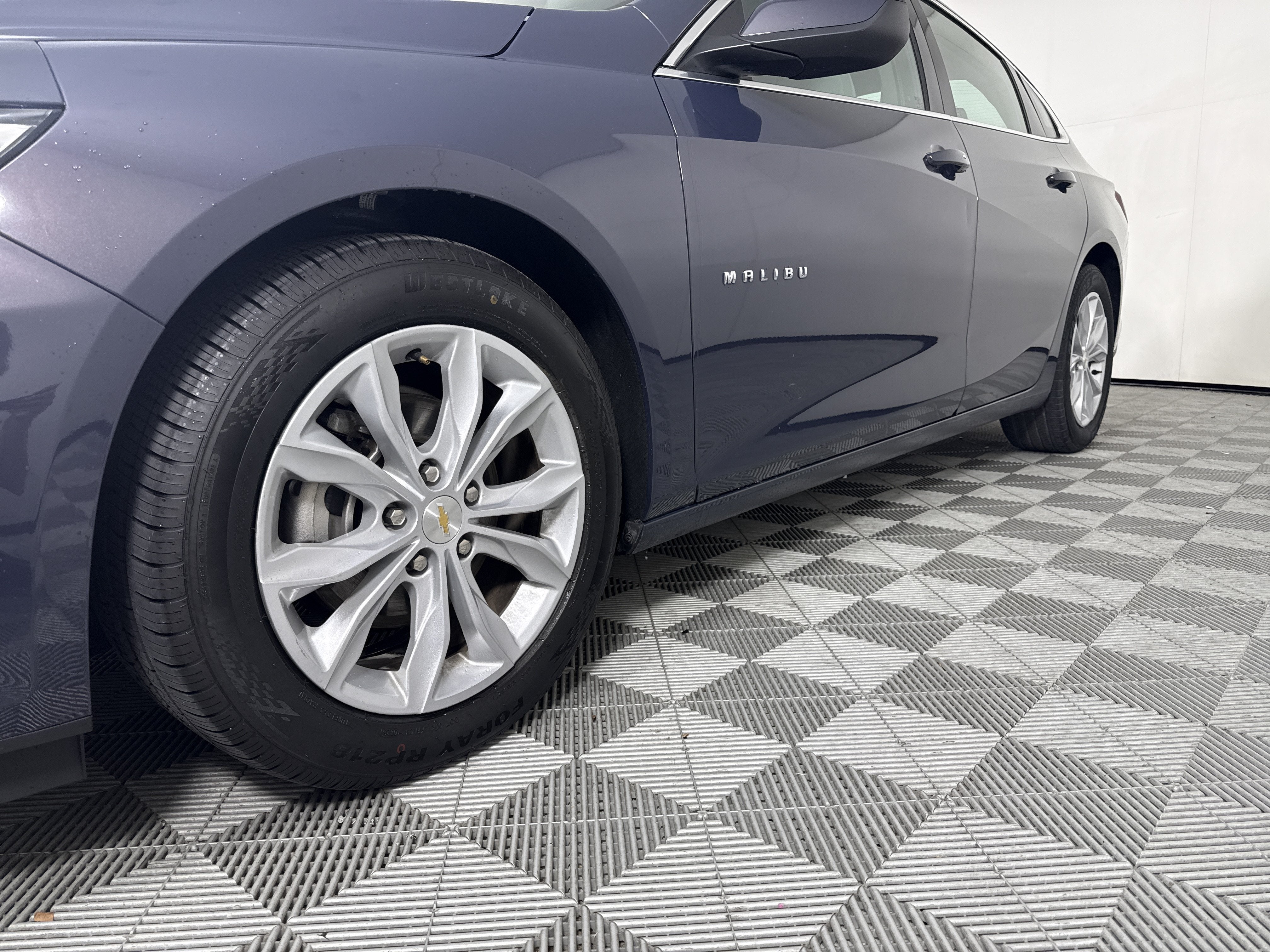 2025 Chevrolet Malibu LT