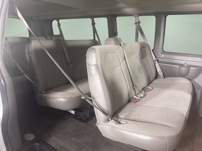 2017 Chevrolet Express Passenger LT