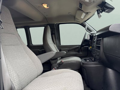 2023 Chevrolet Express Passenger LT