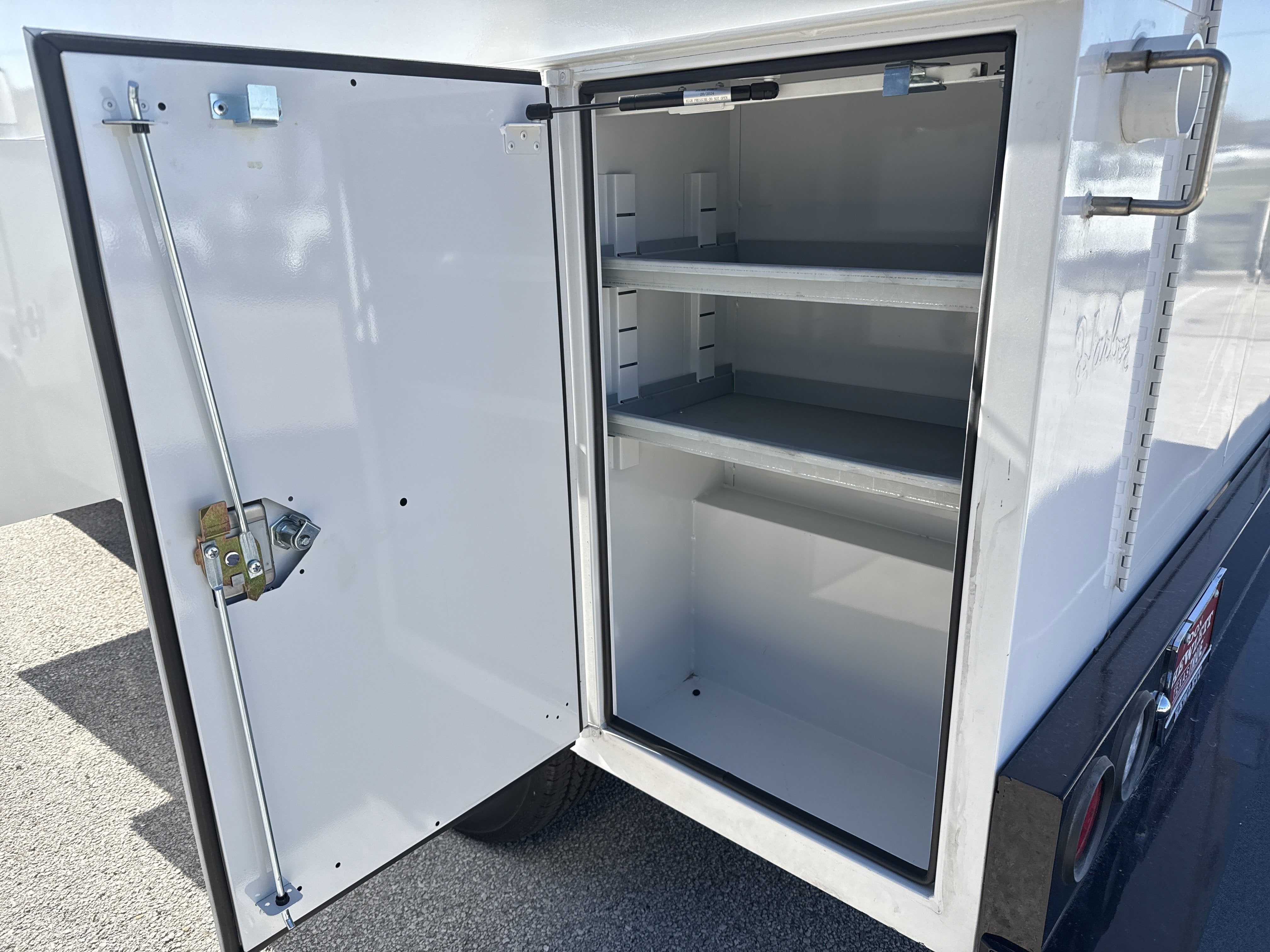 2025 Chevrolet Express Commercial Cutaway Base