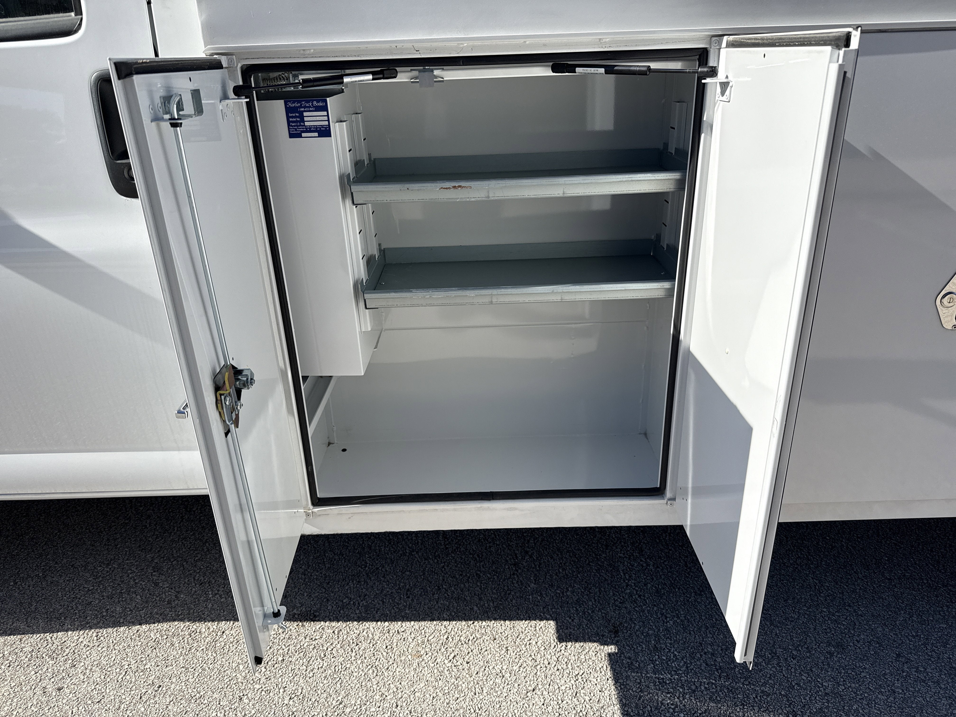 2025 Chevrolet Express Commercial Cutaway Base