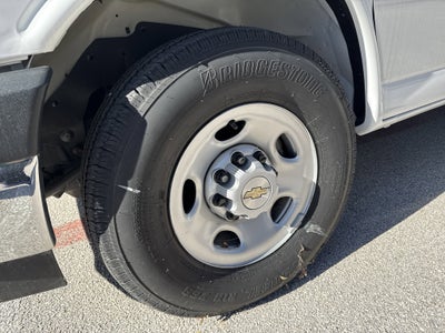 2025 Chevrolet Express Commercial Cutaway Base