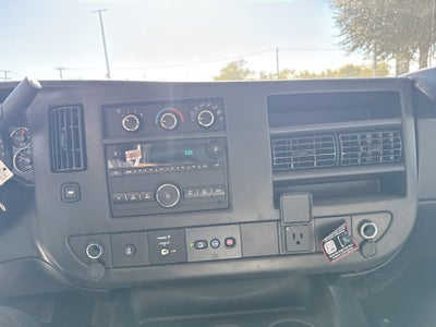 2025 Chevrolet Express Commercial Cutaway Base
