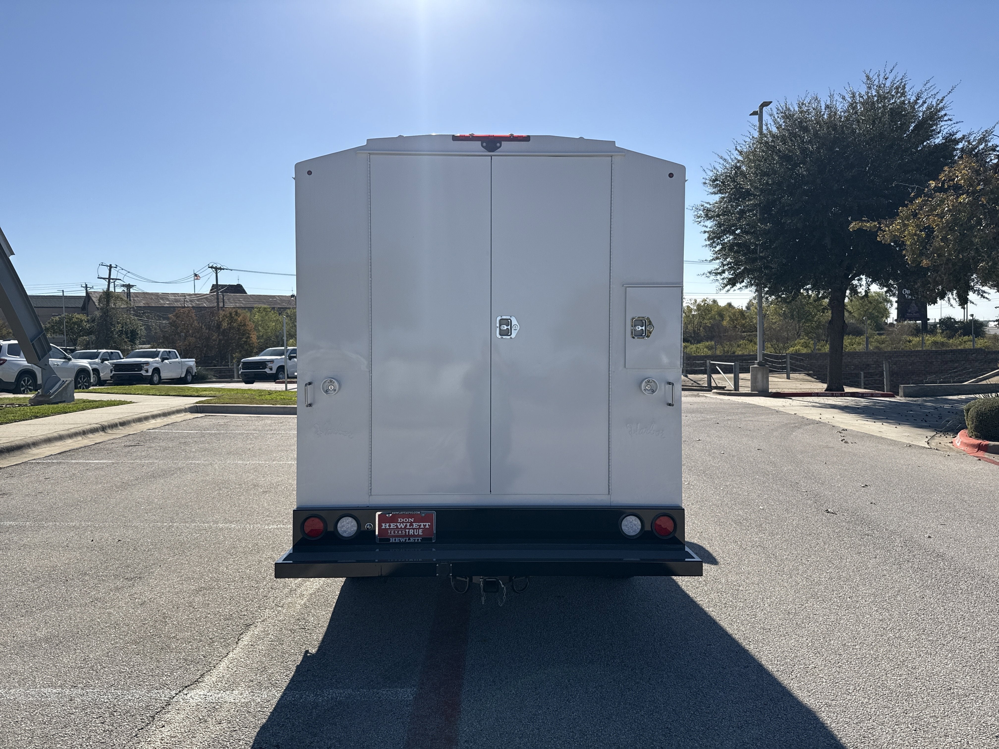 2025 Chevrolet Express Commercial Cutaway Base