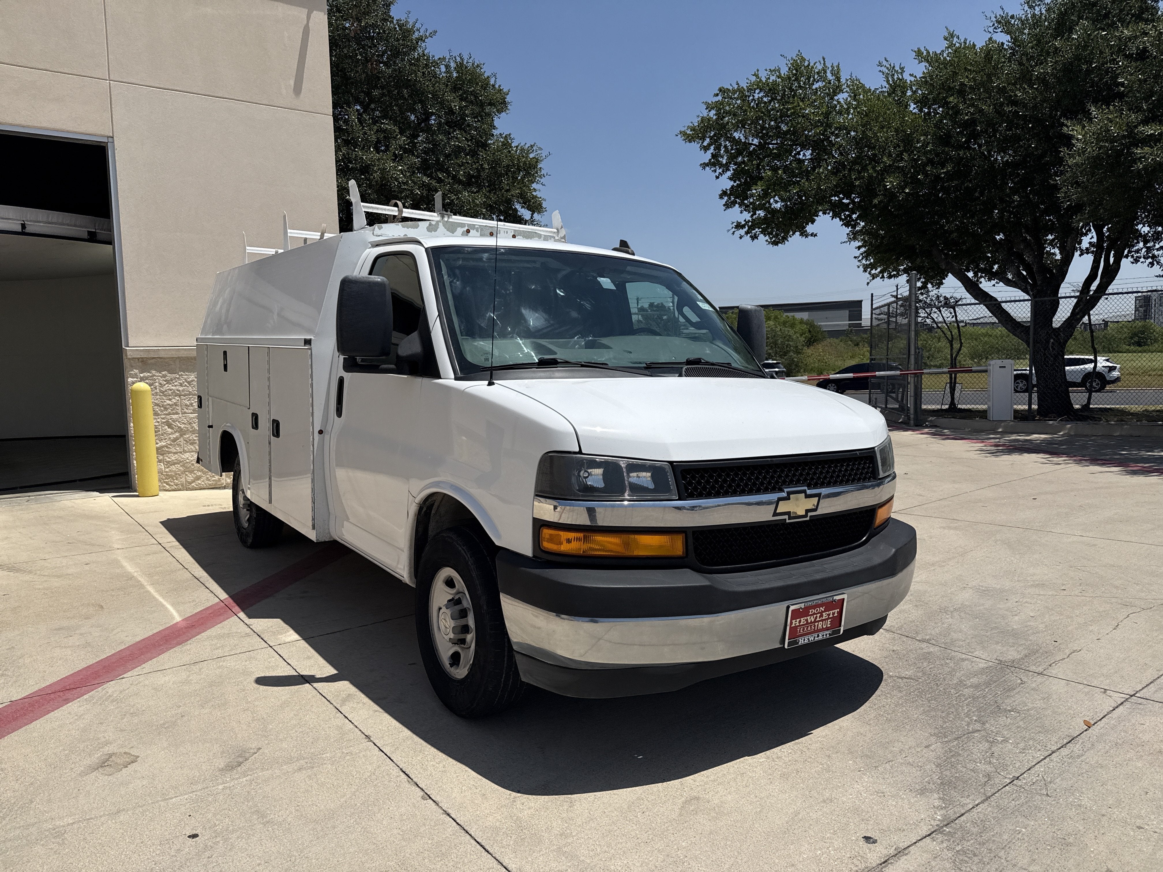 2020 Chevrolet Express Commercial Cutaway CUTWAY