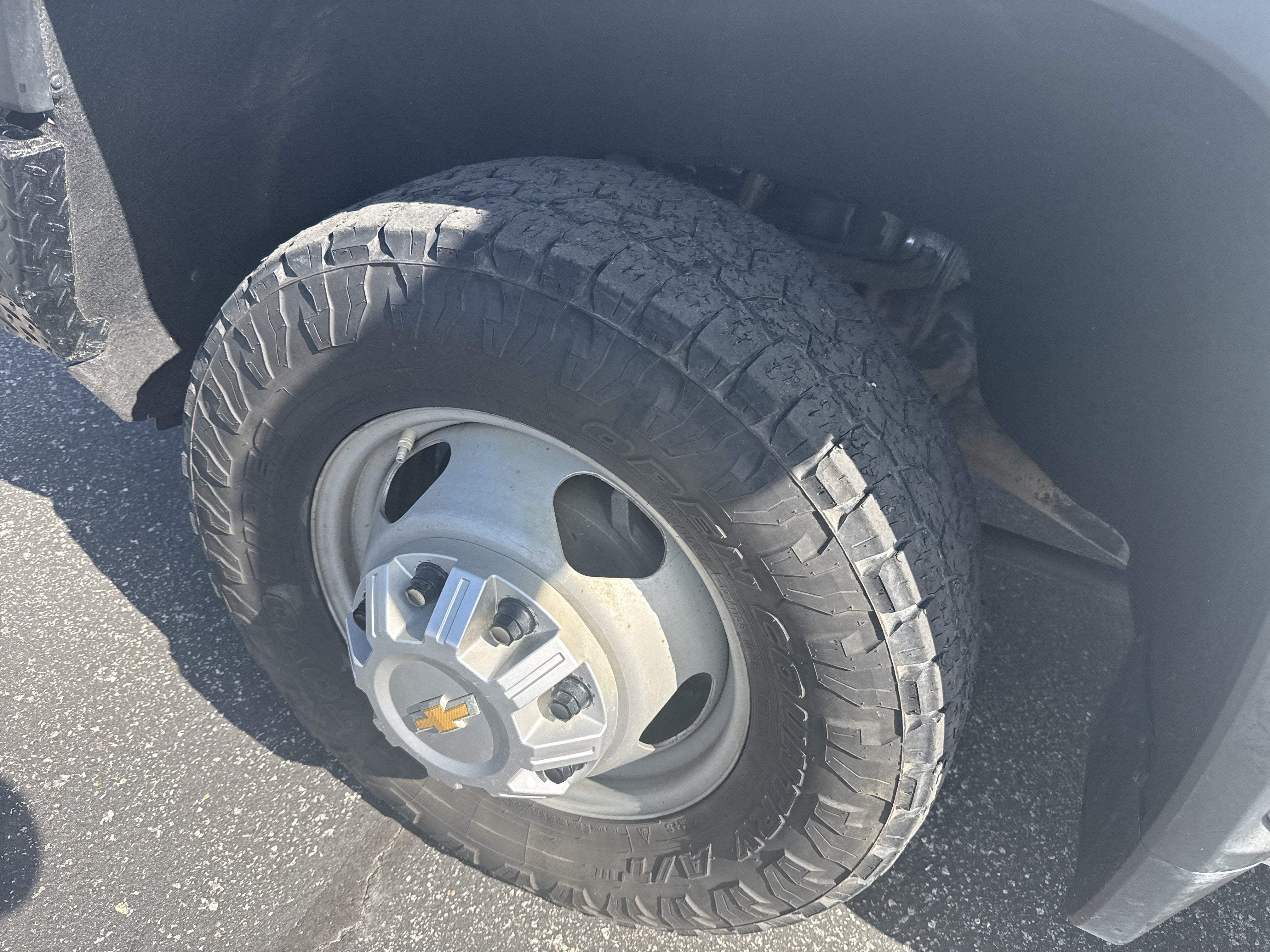 2025 Chevrolet Silverado 3500HD CC Work Truck