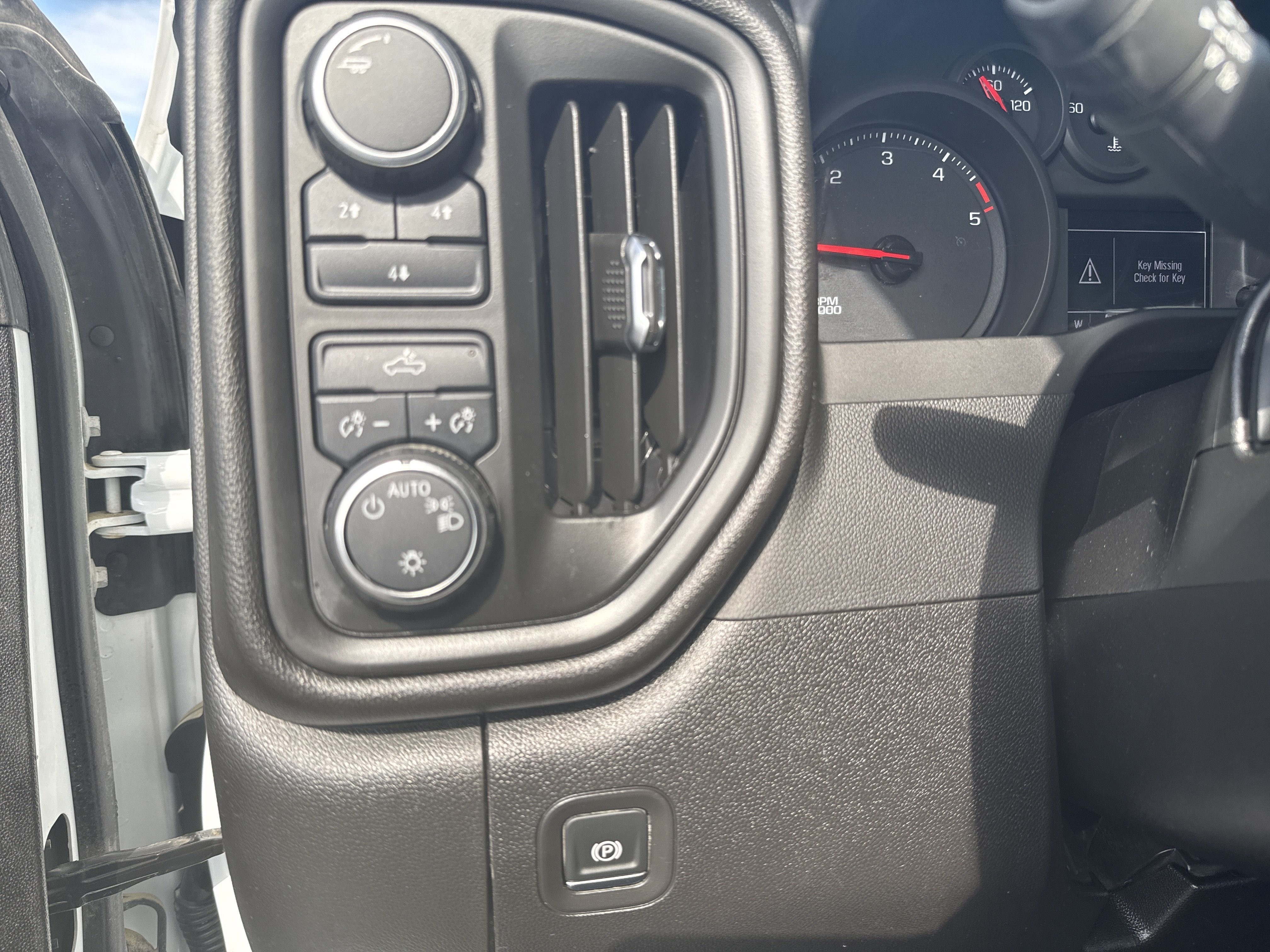 2025 Chevrolet Silverado 3500HD CC Work Truck