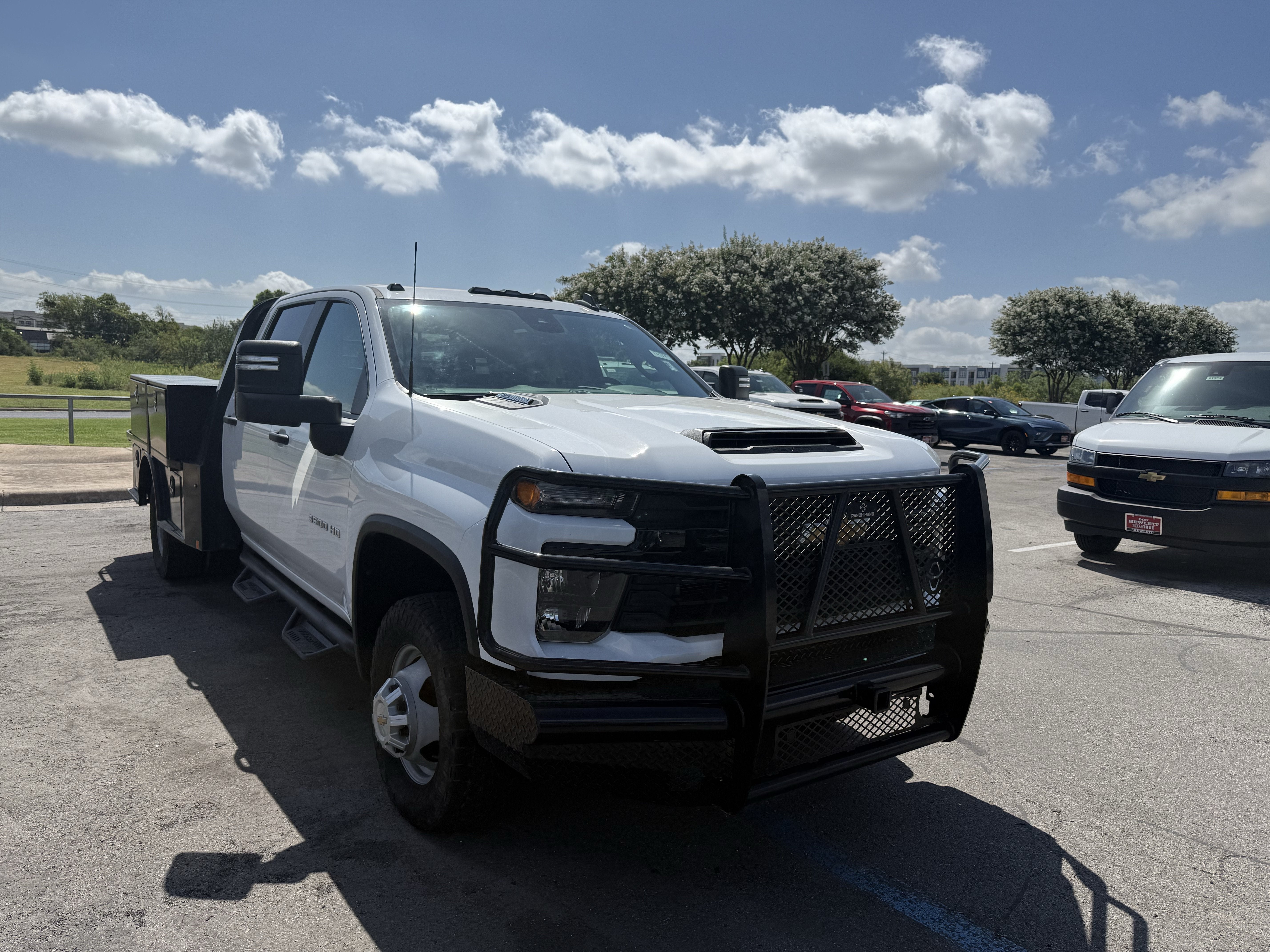 2025 Chevrolet Silverado 3500HD CC Work Truck