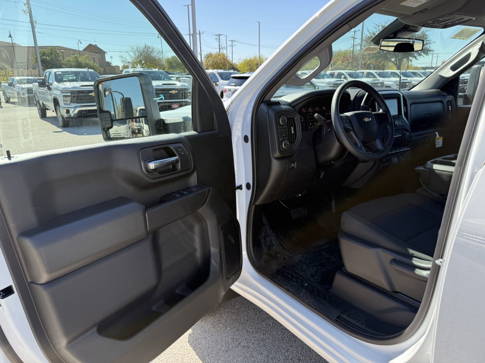 2025 Chevrolet Silverado 3500HD CC Work Truck