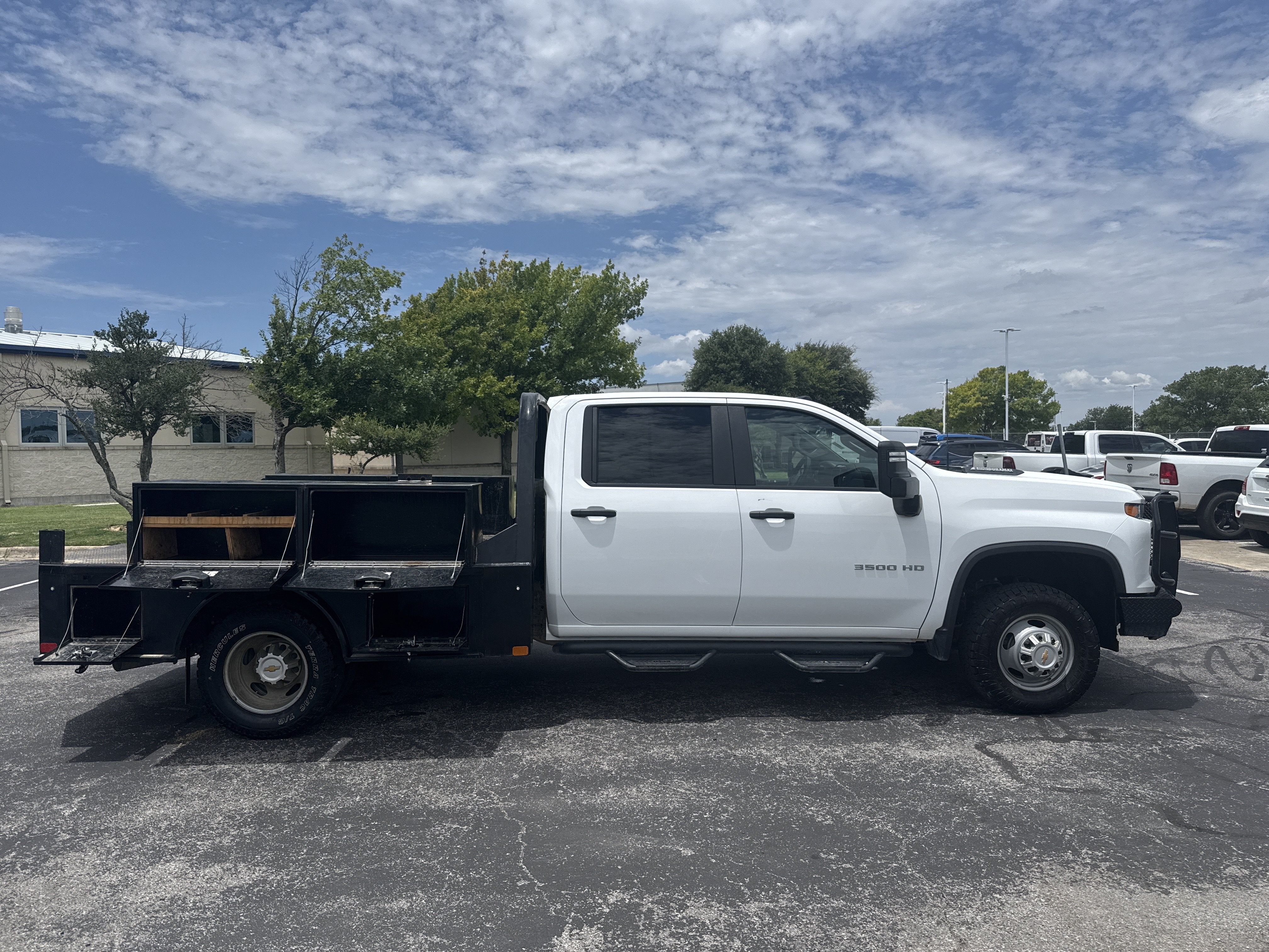 2025 Chevrolet Silverado 3500HD CC Work Truck