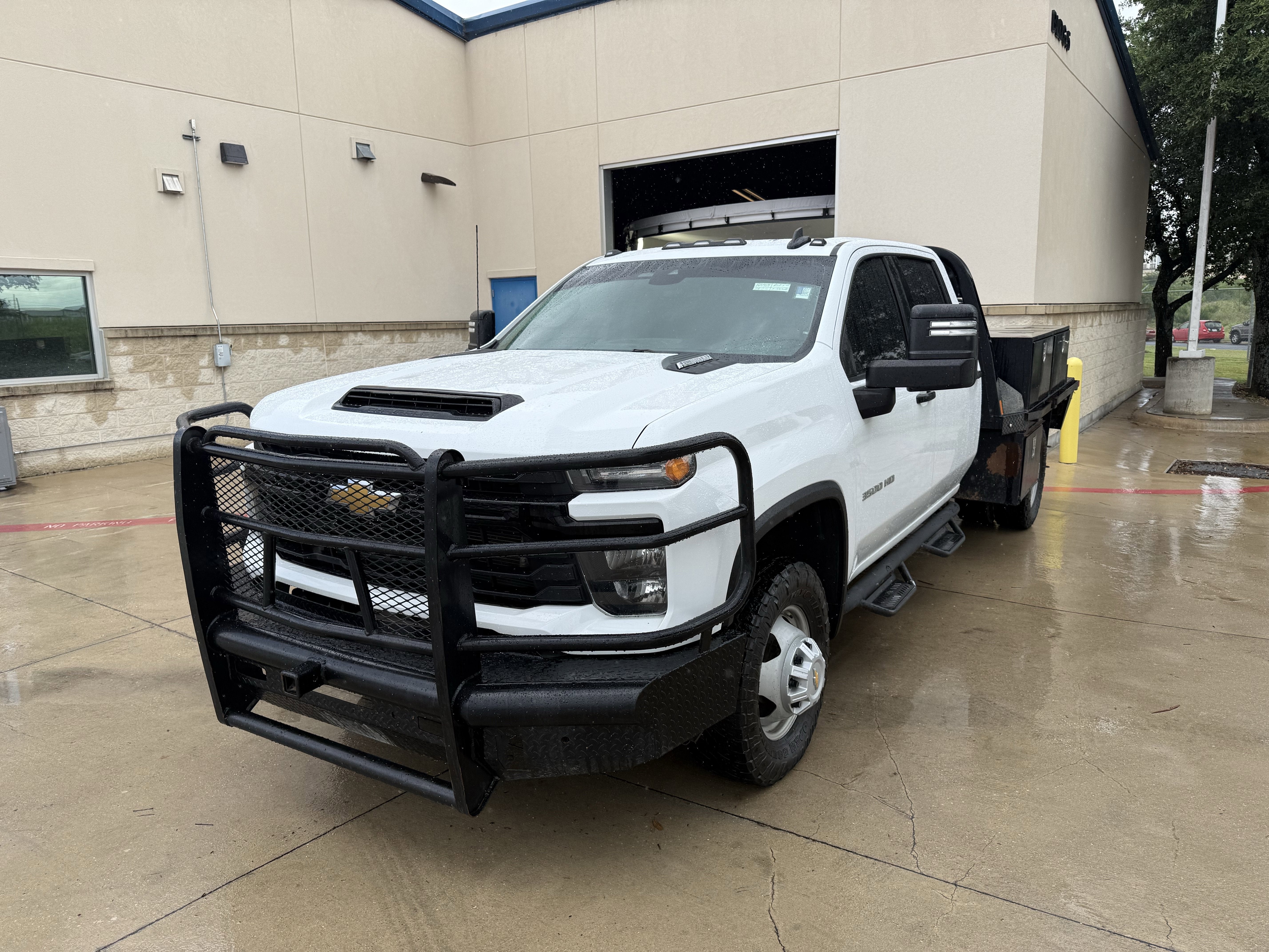 2024 Chevrolet Silverado 3500HD CC Work Truck
