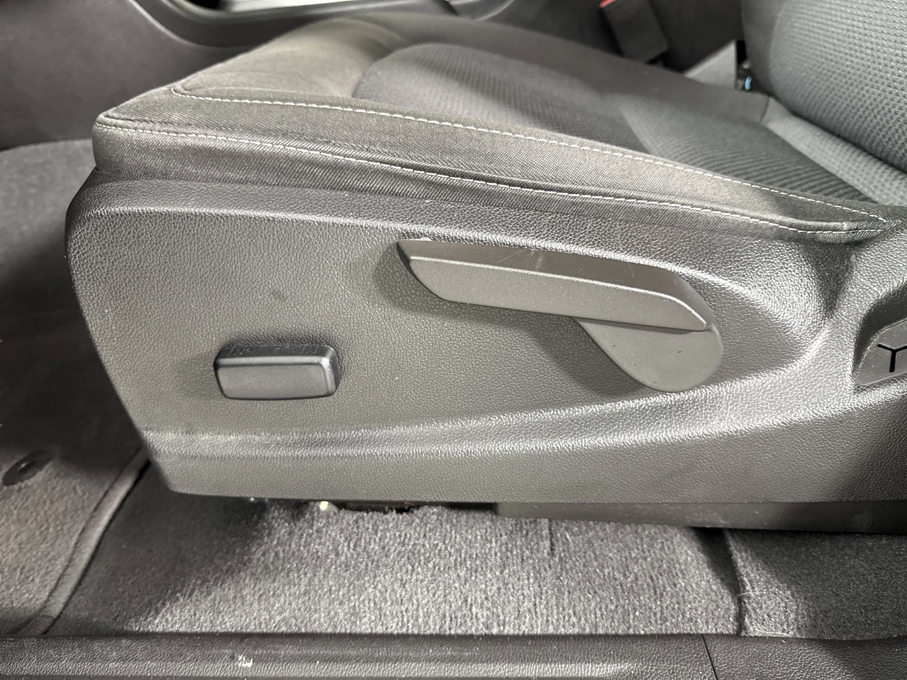 2022 Chevrolet Colorado 2WD LT