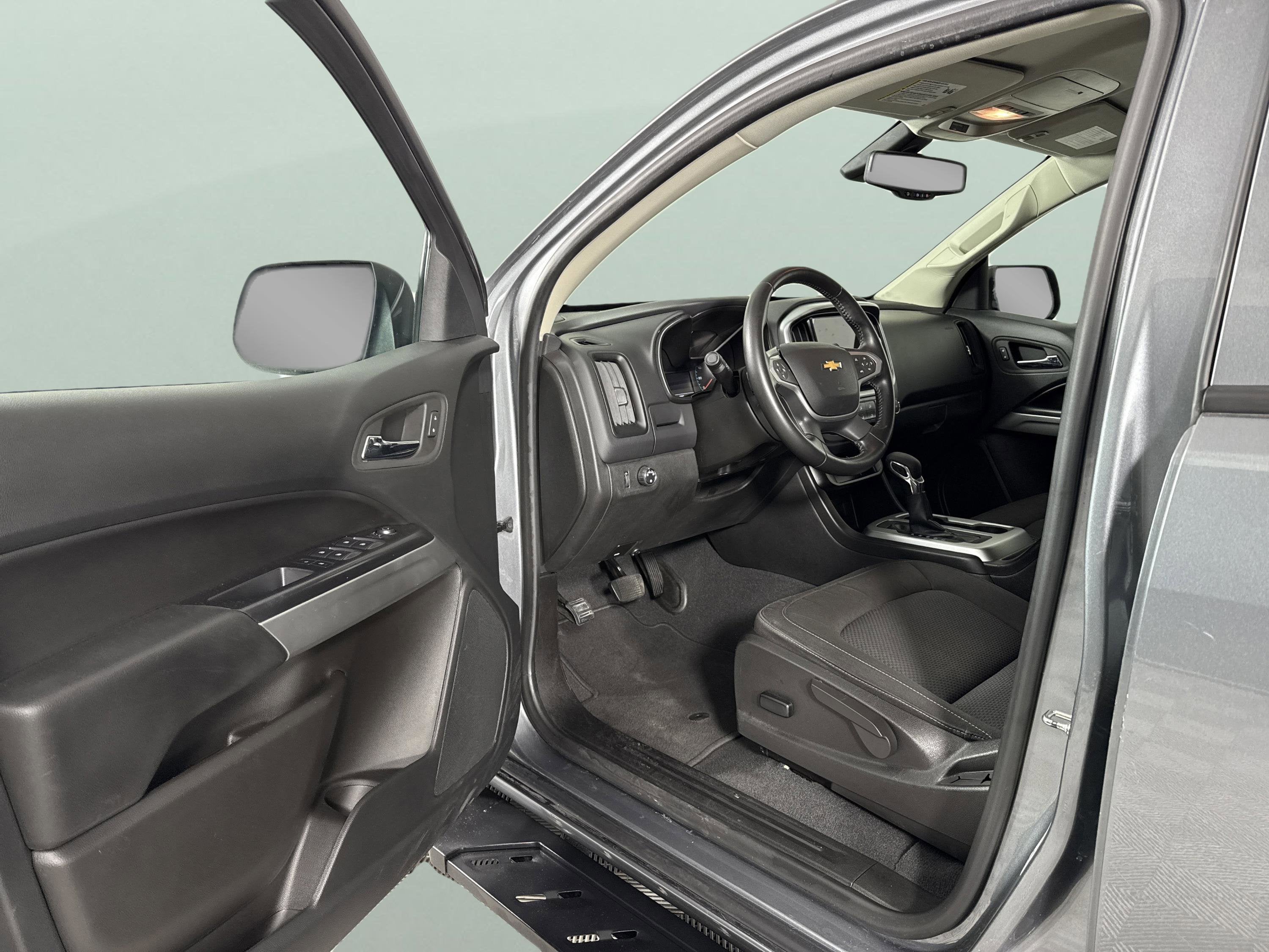 2022 Chevrolet Colorado 2WD LT