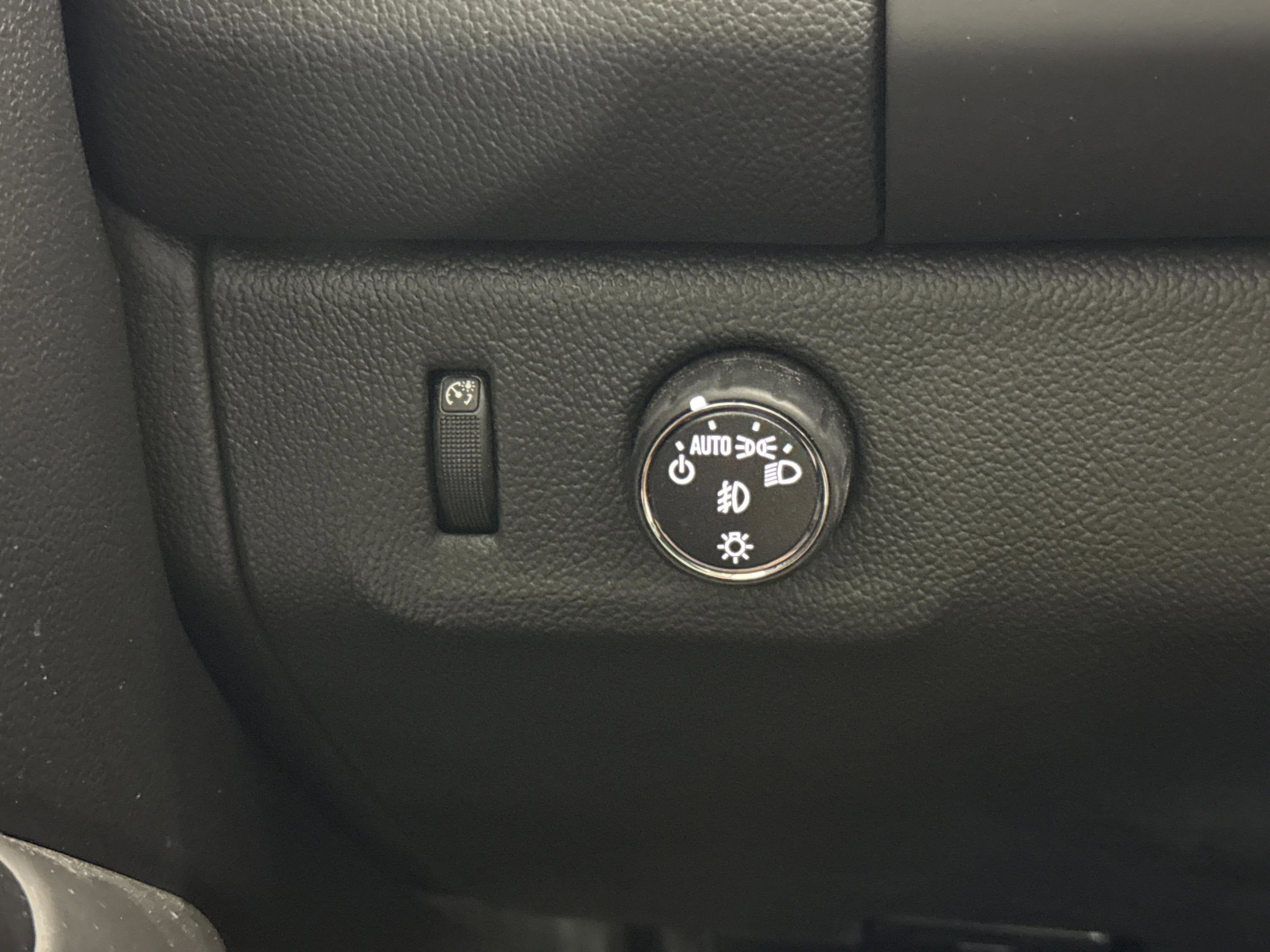 2020 Chevrolet Colorado 2WD LT