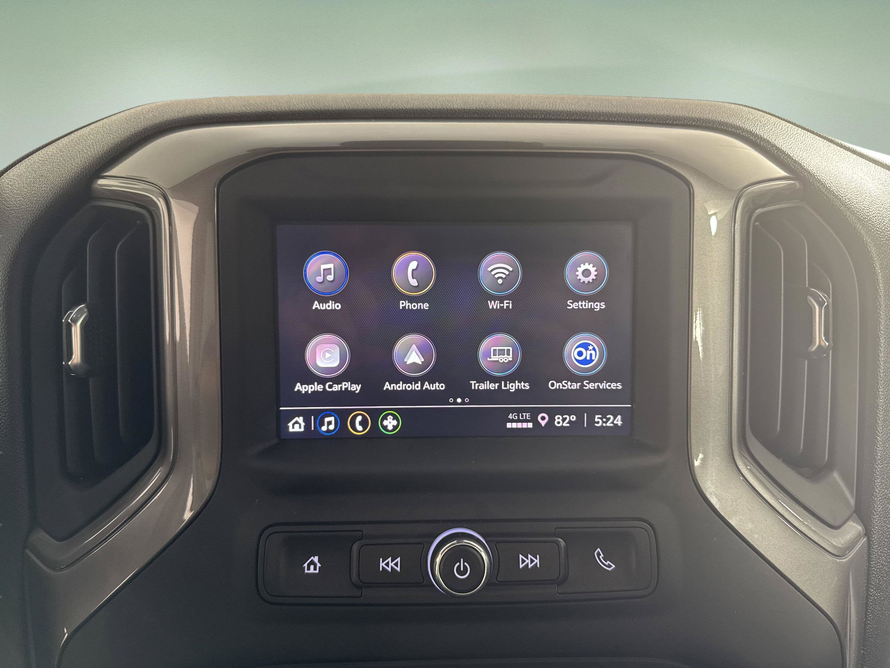 2024 Chevrolet Silverado 1500 Custom