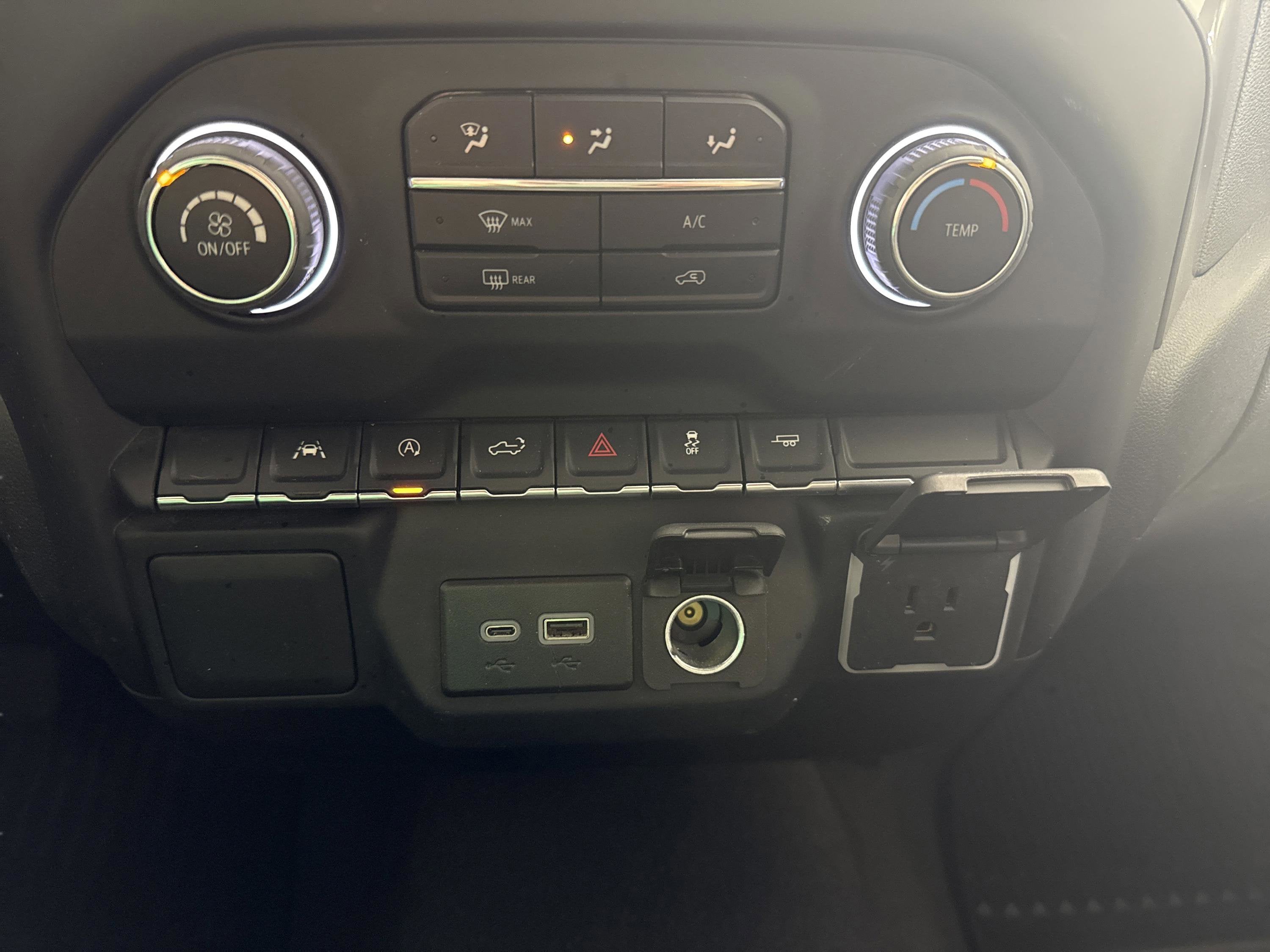 2023 Chevrolet Silverado 1500 Custom