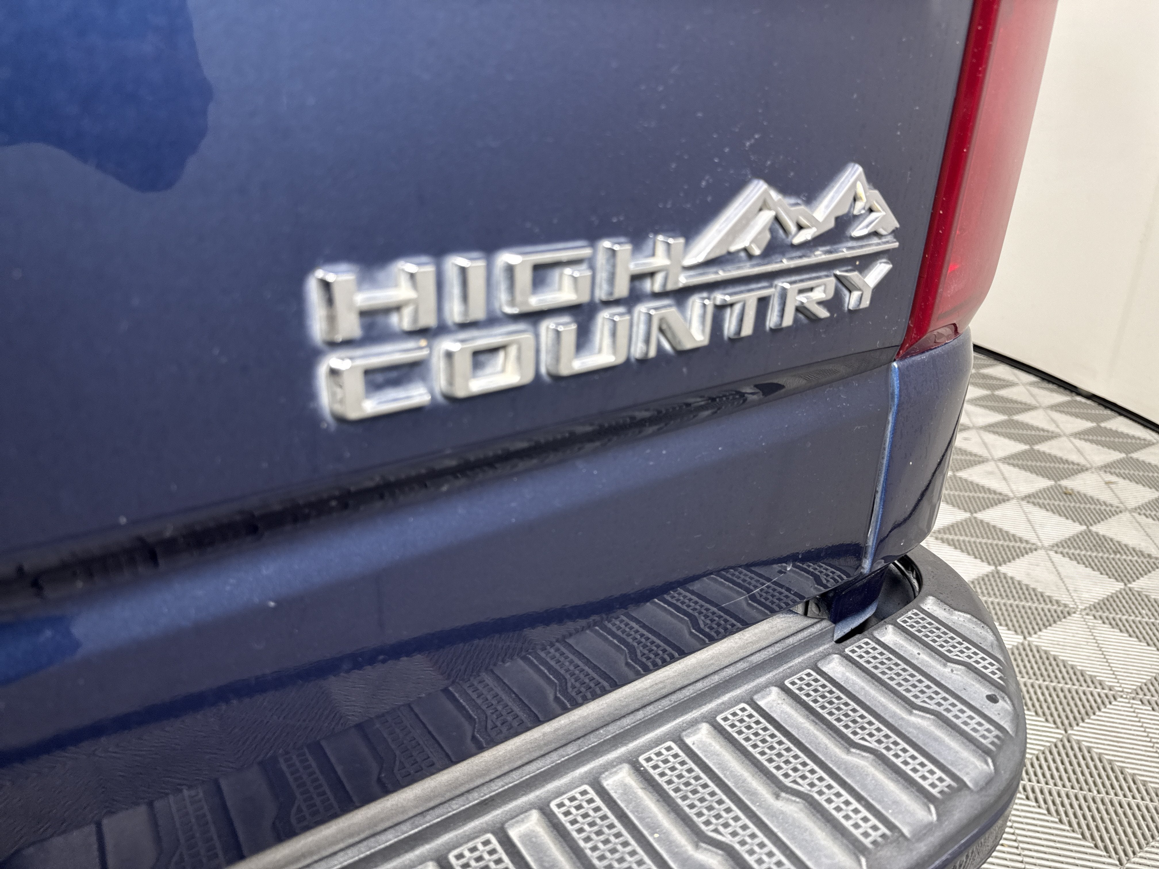 2022 Chevrolet Silverado 1500 High Country