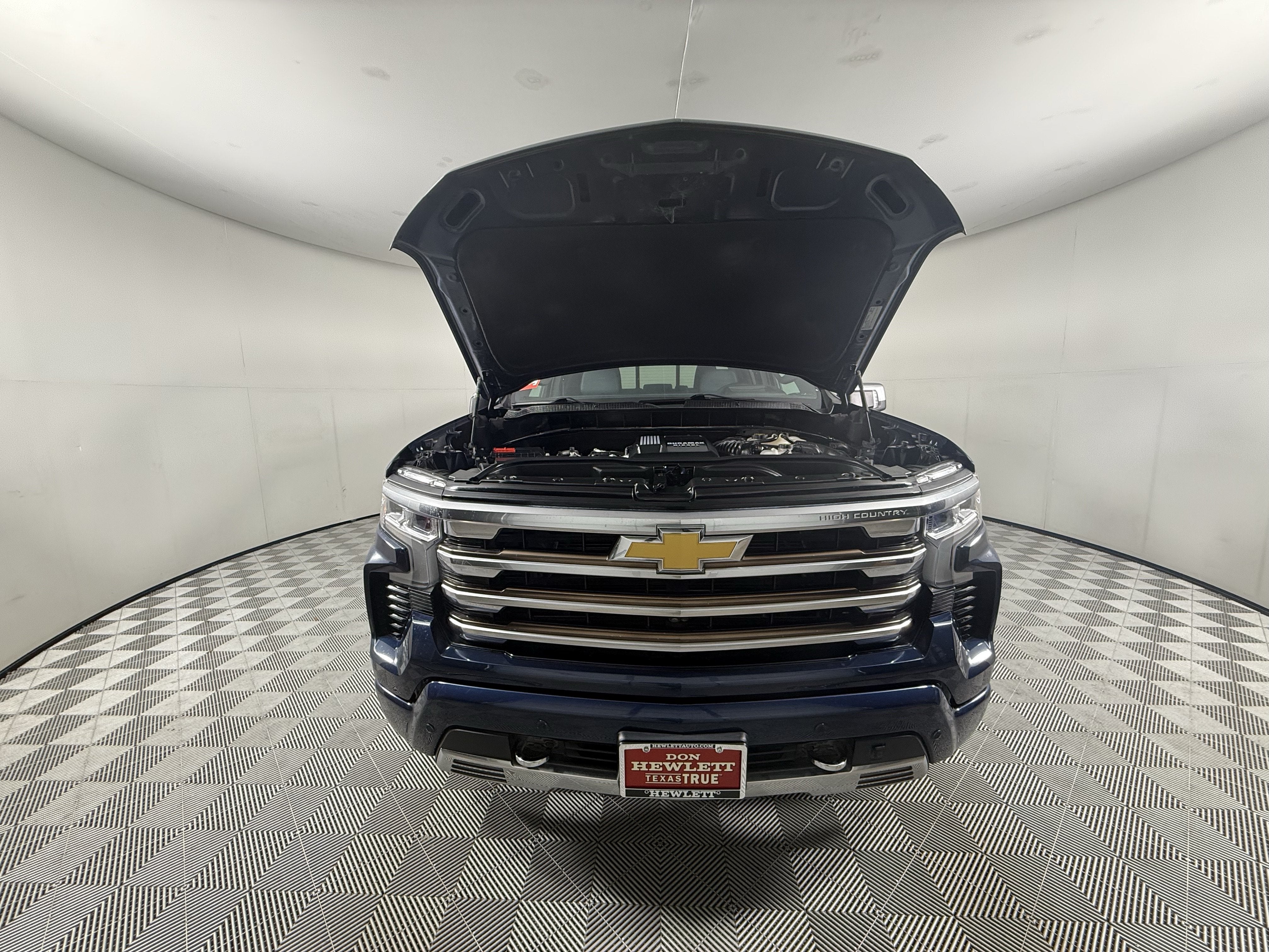 2022 Chevrolet Silverado 1500 High Country