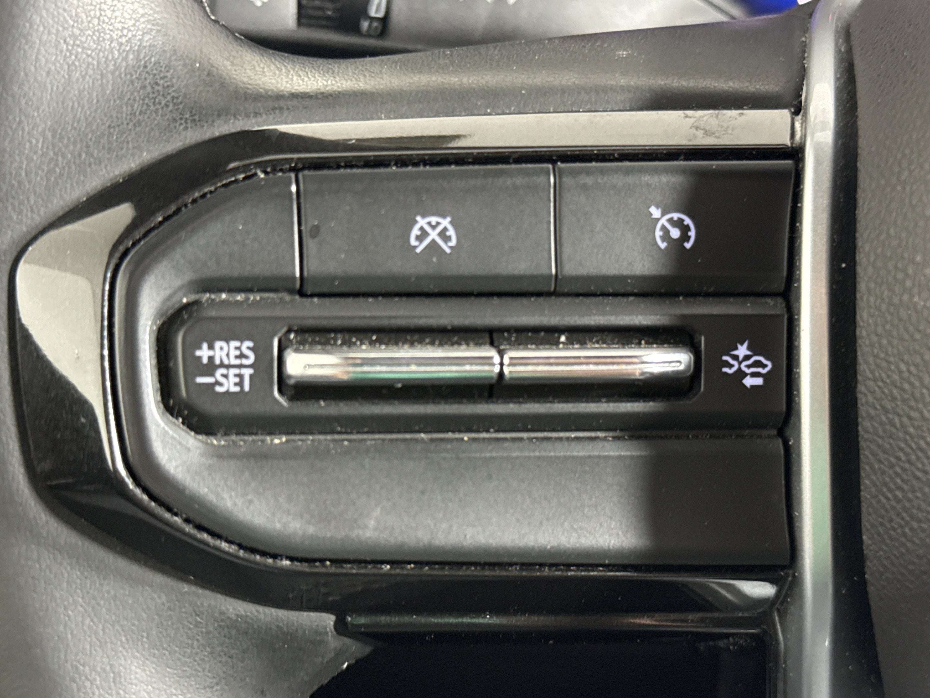 2024 Chevrolet Colorado 2WD LT