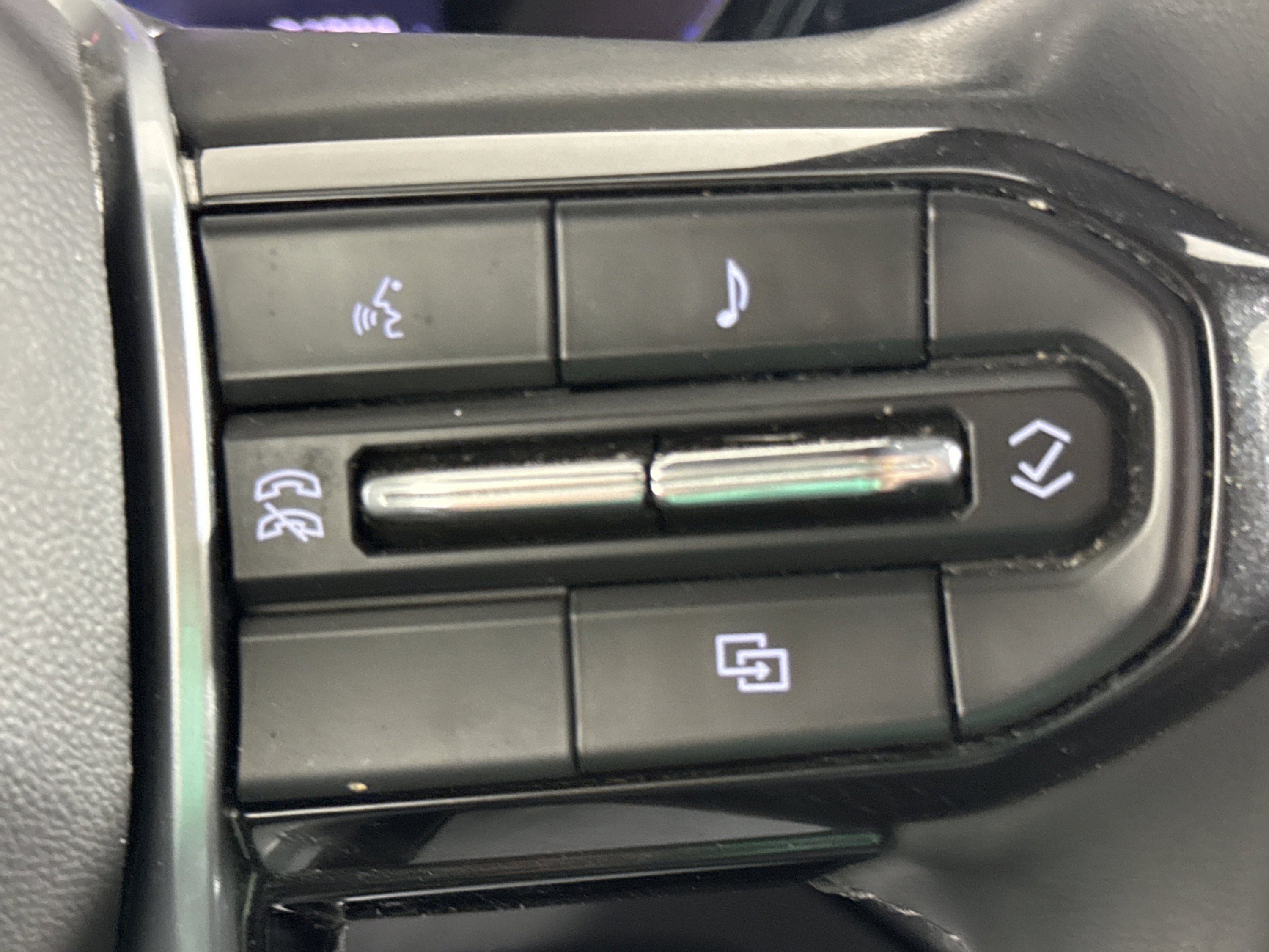 2024 Chevrolet Colorado 2WD LT