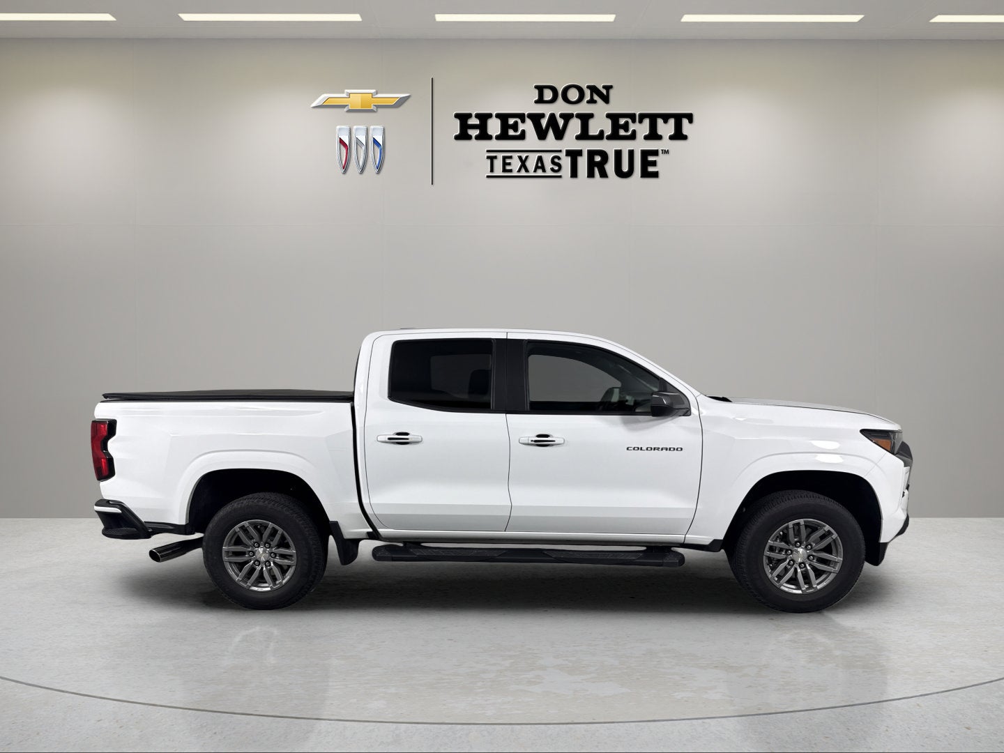 2024 Chevrolet Colorado 2WD LT