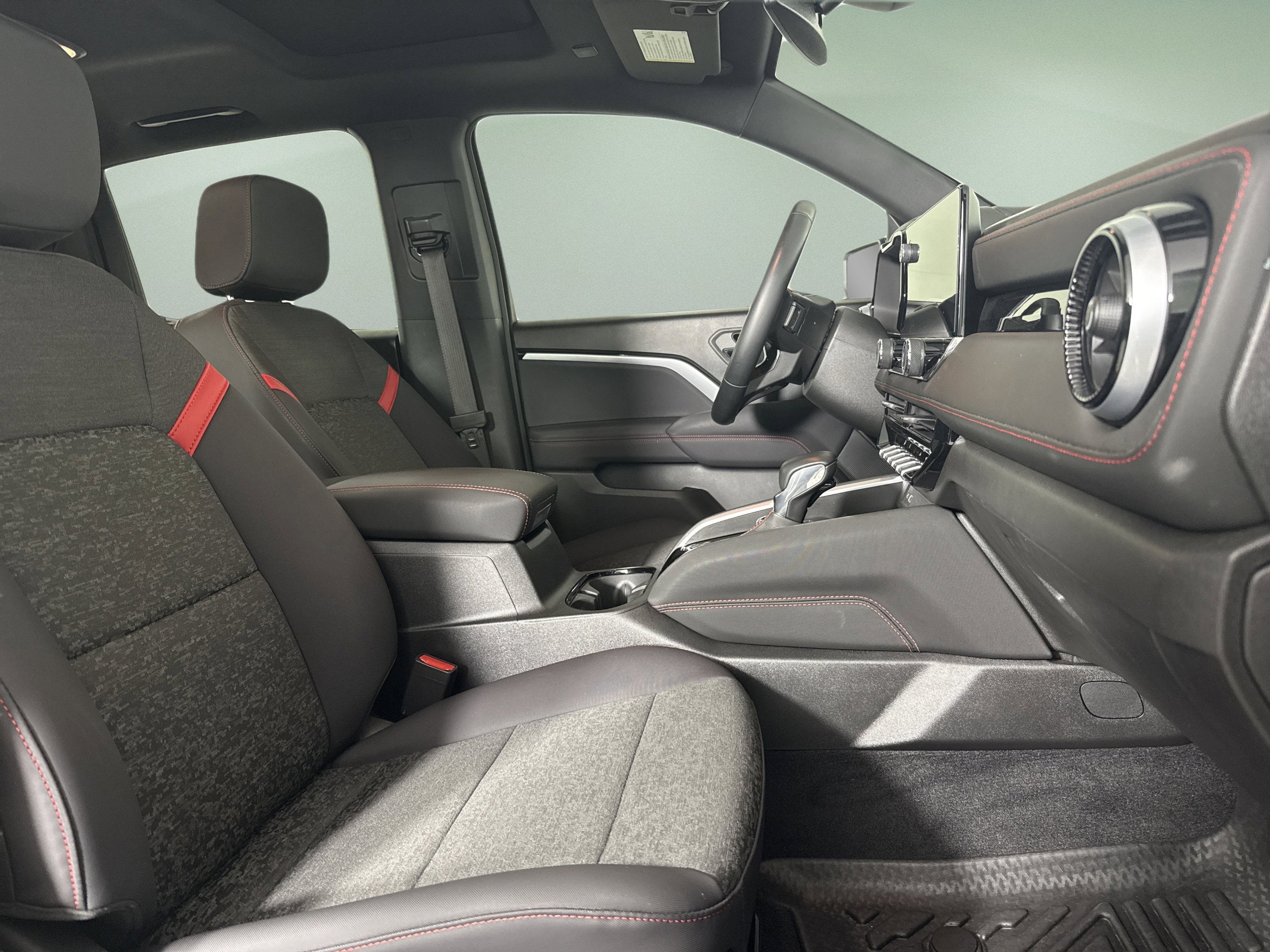 2025 Chevrolet Colorado 4WD Z71