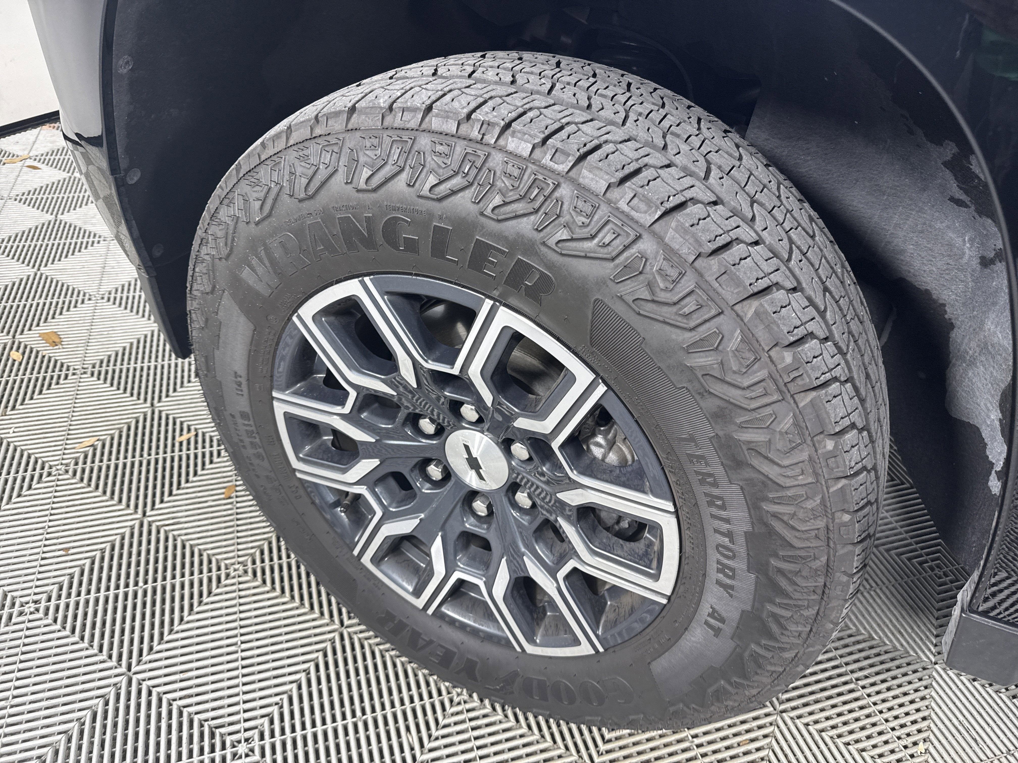 2025 Chevrolet Colorado 4WD Z71