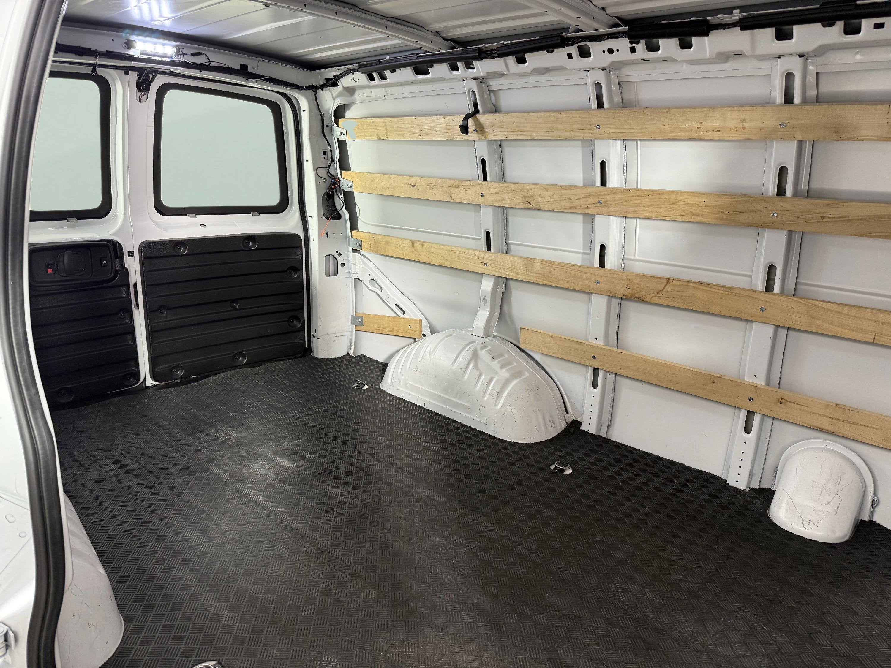 2024 Chevrolet Express Cargo Van CARGO