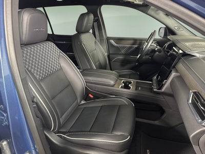 2025 GMC Acadia FWD Denali