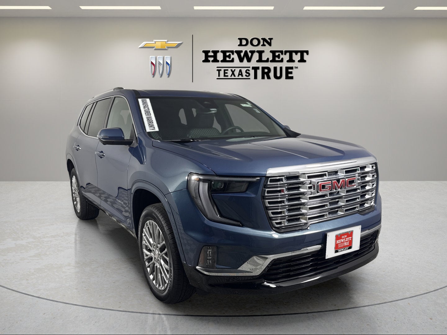 2025 GMC Acadia FWD Denali
