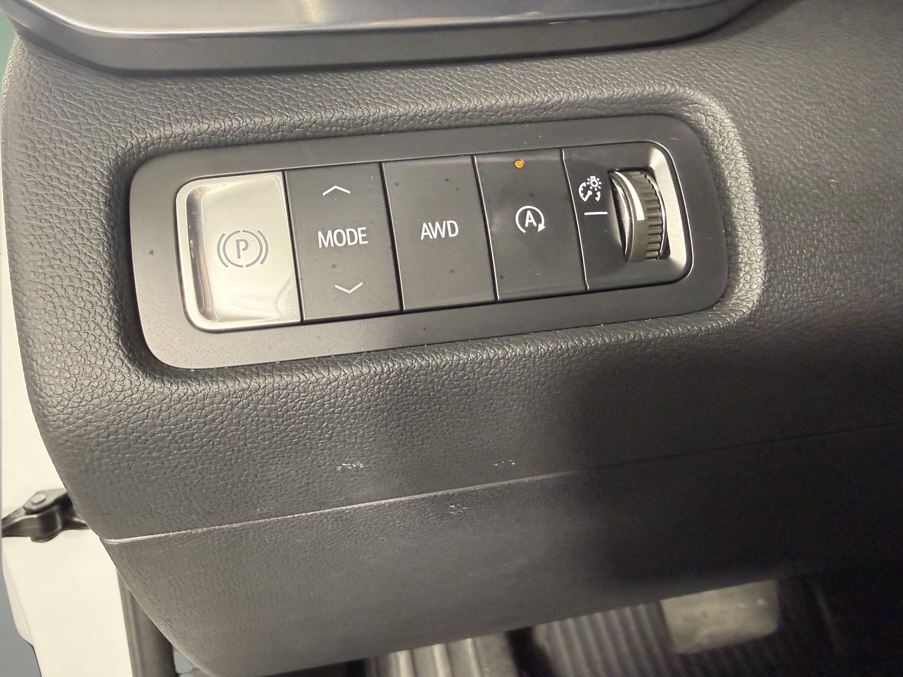 2024 GMC Acadia AWD AT4