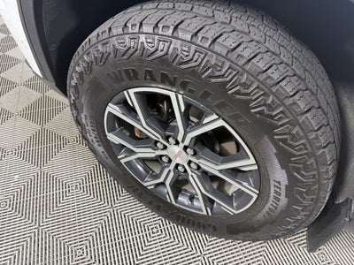 2024 GMC Acadia AWD AT4