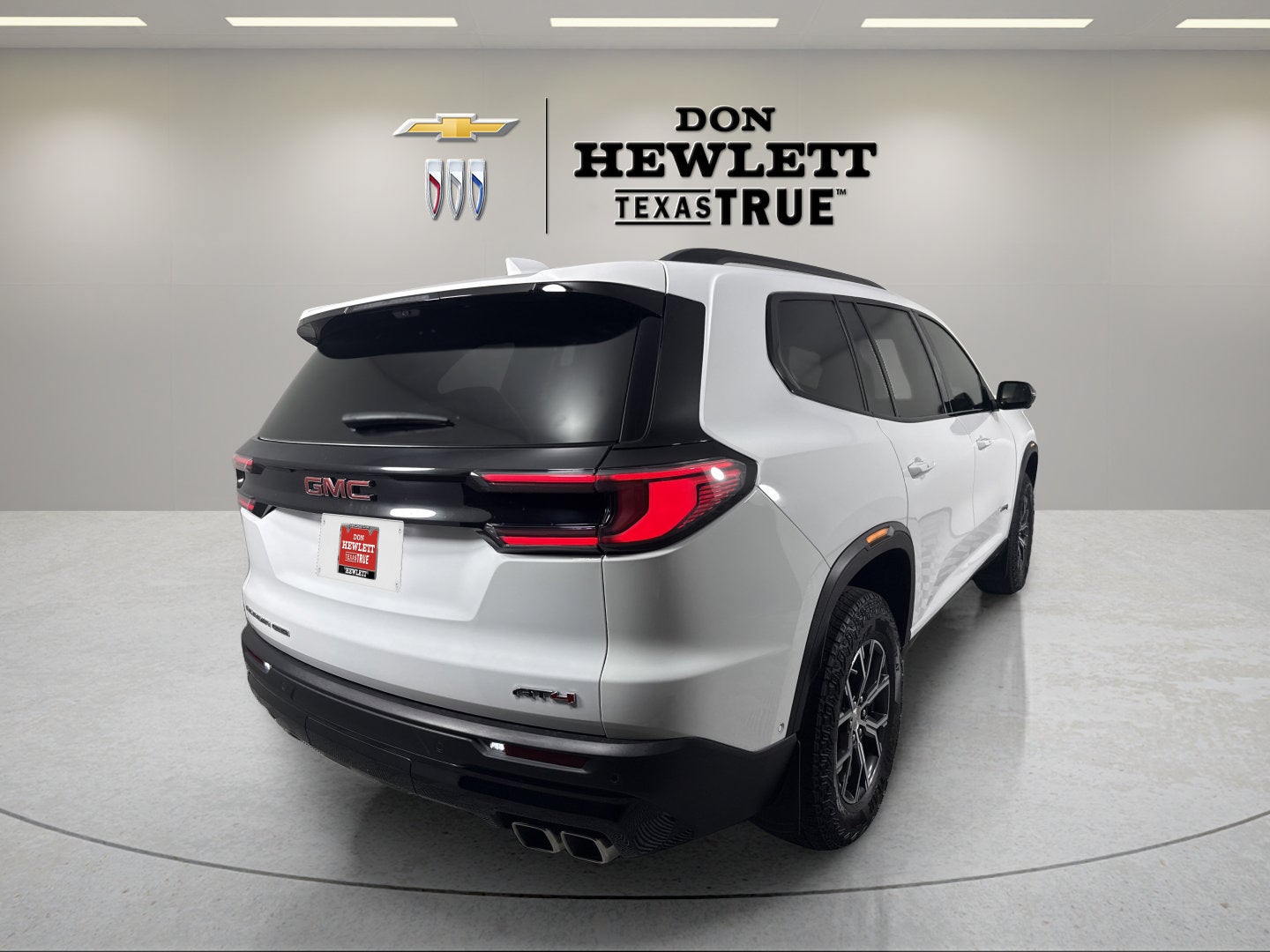 2024 GMC Acadia AWD AT4