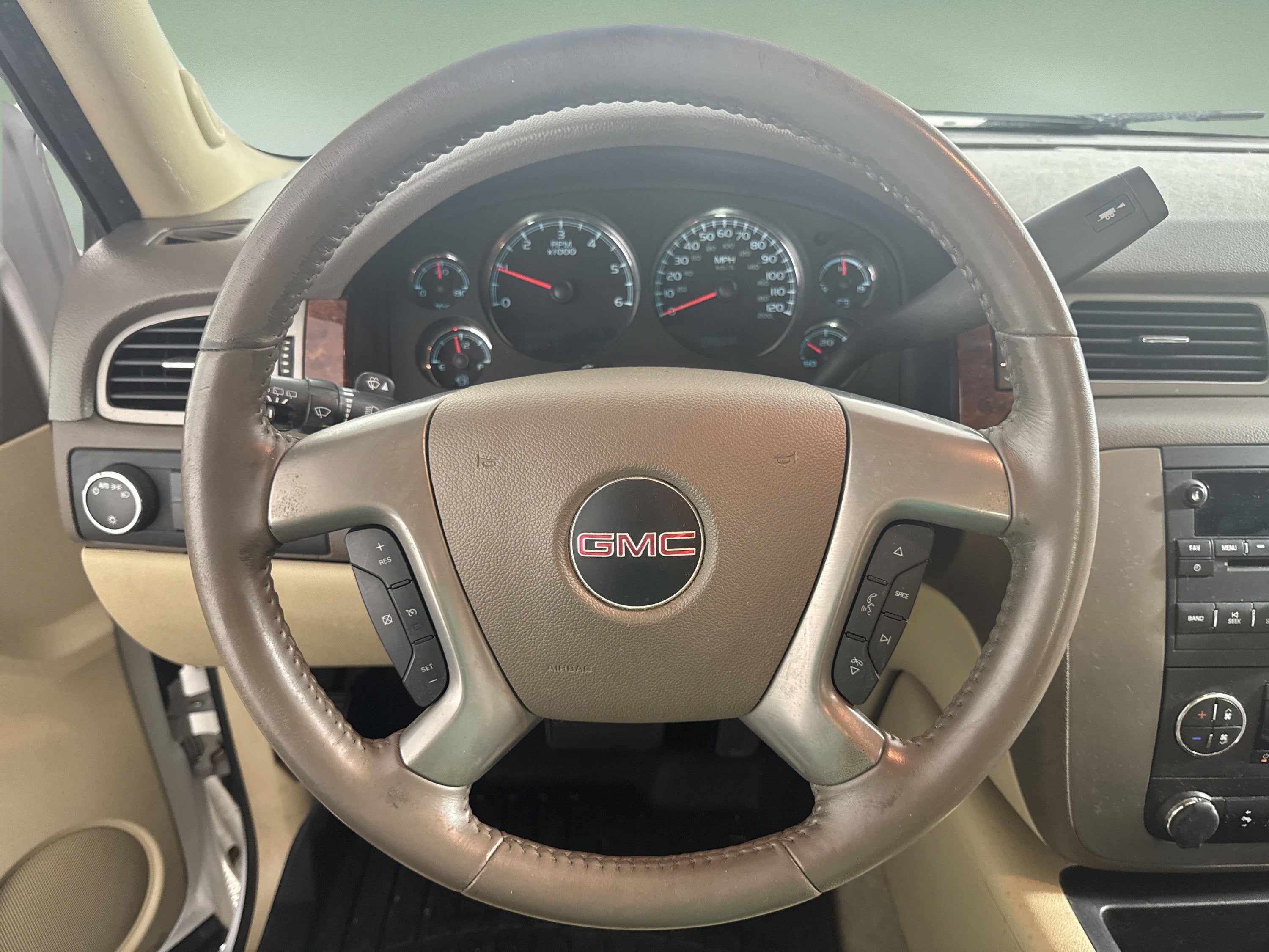 2014 GMC Yukon XL SLT