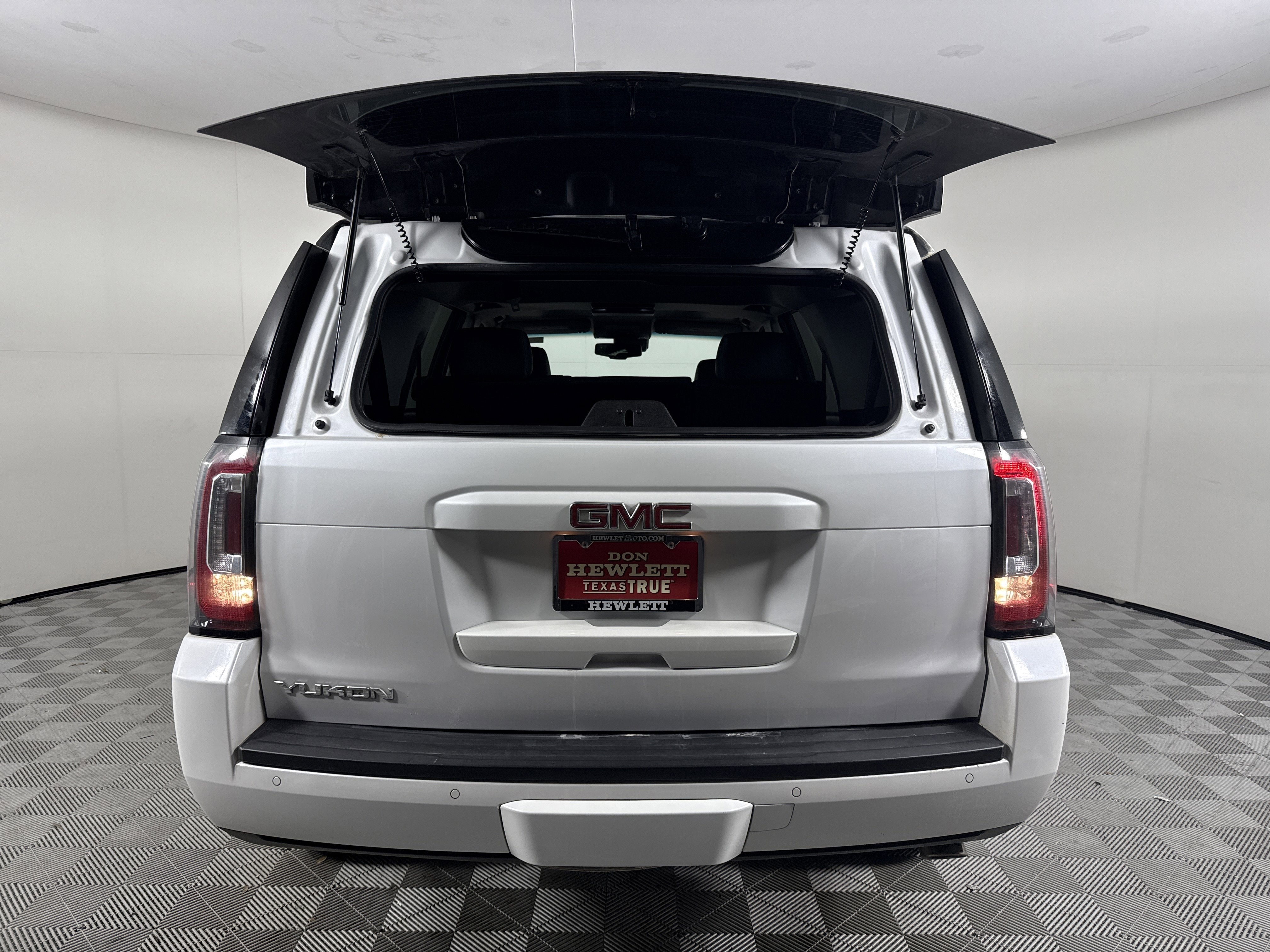 2017 GMC Yukon SLT