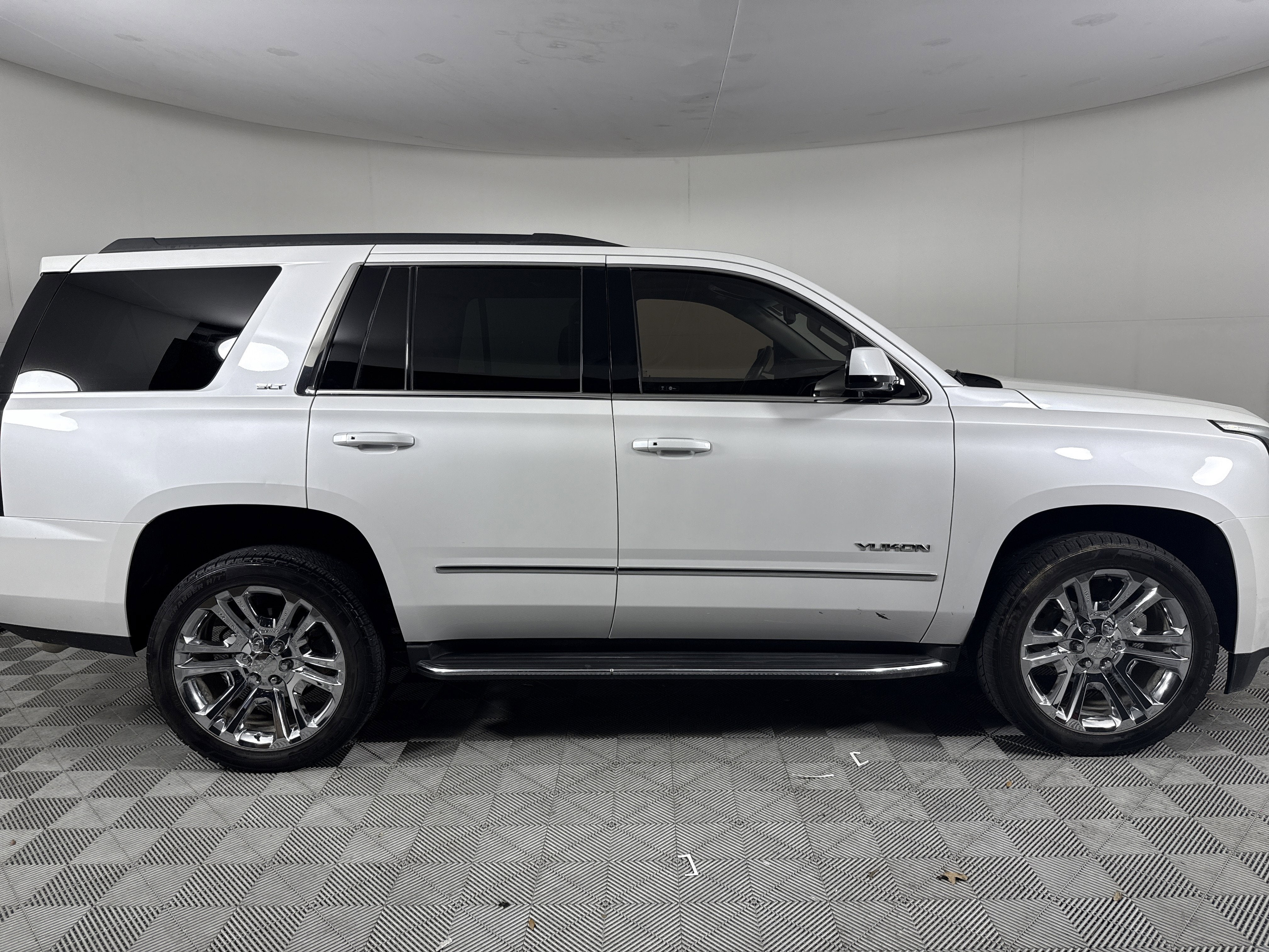 2017 GMC Yukon SLT