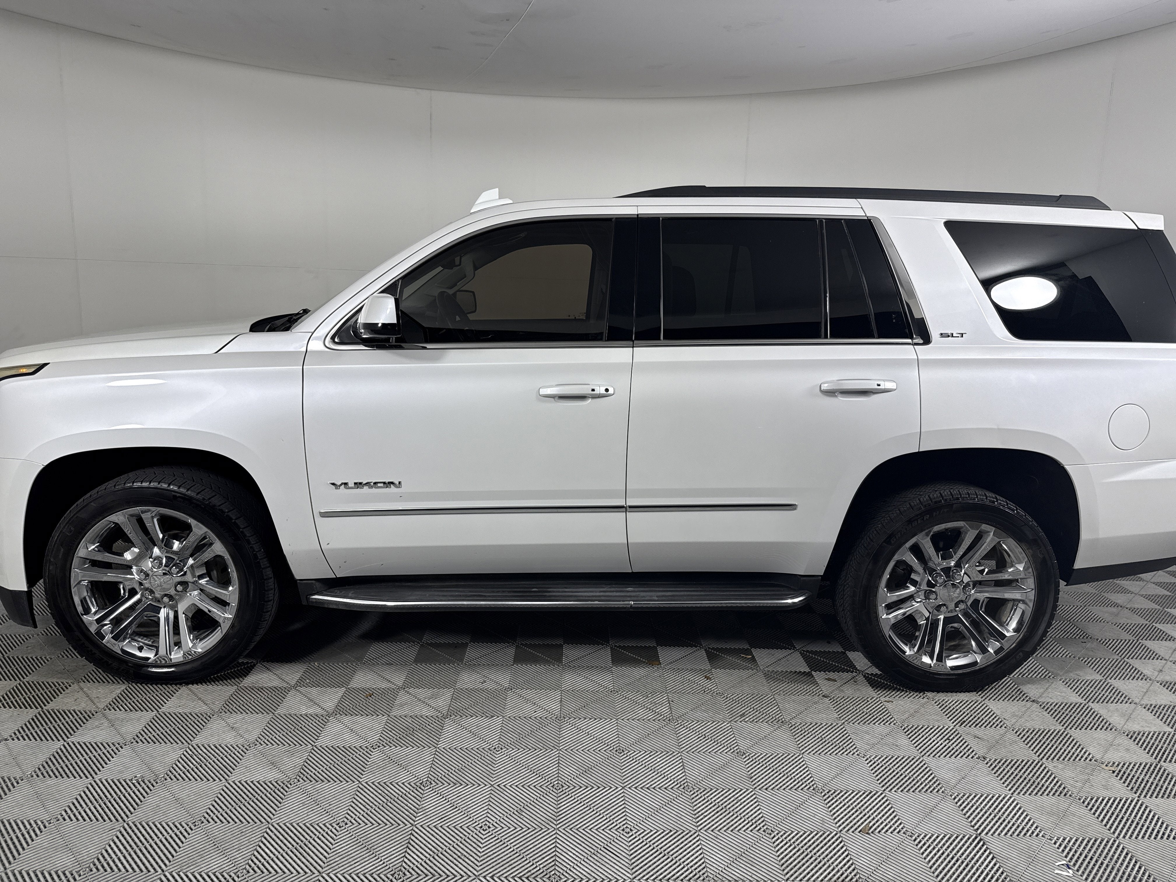 2017 GMC Yukon SLT