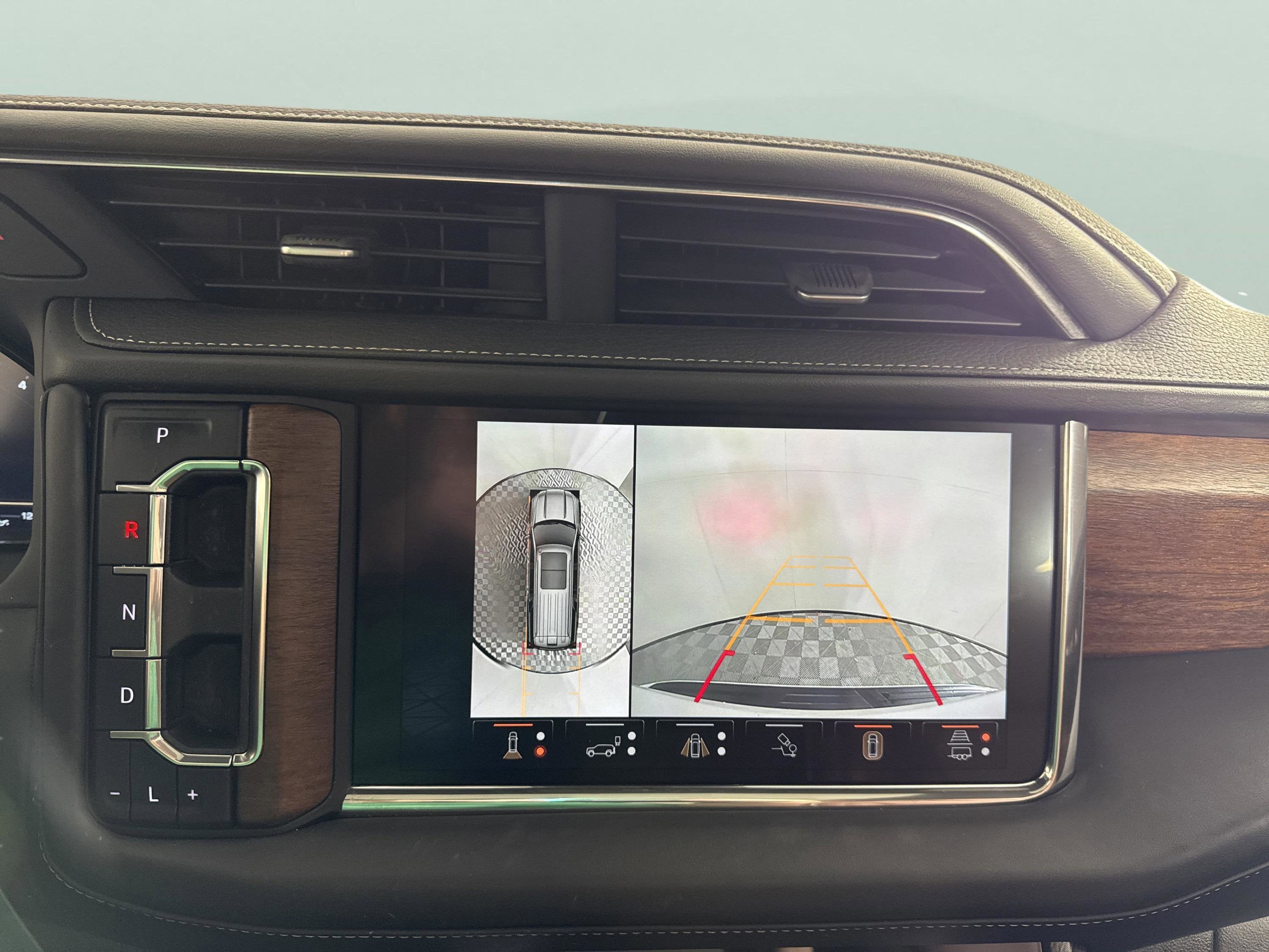 2023 GMC Yukon XL Denali Ultimate