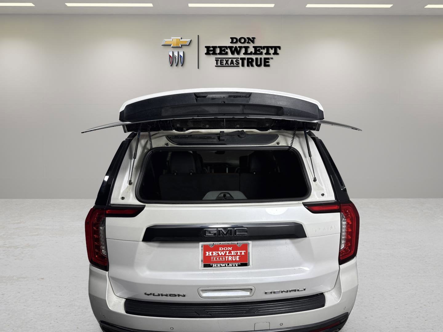 2023 GMC Yukon XL Denali Ultimate