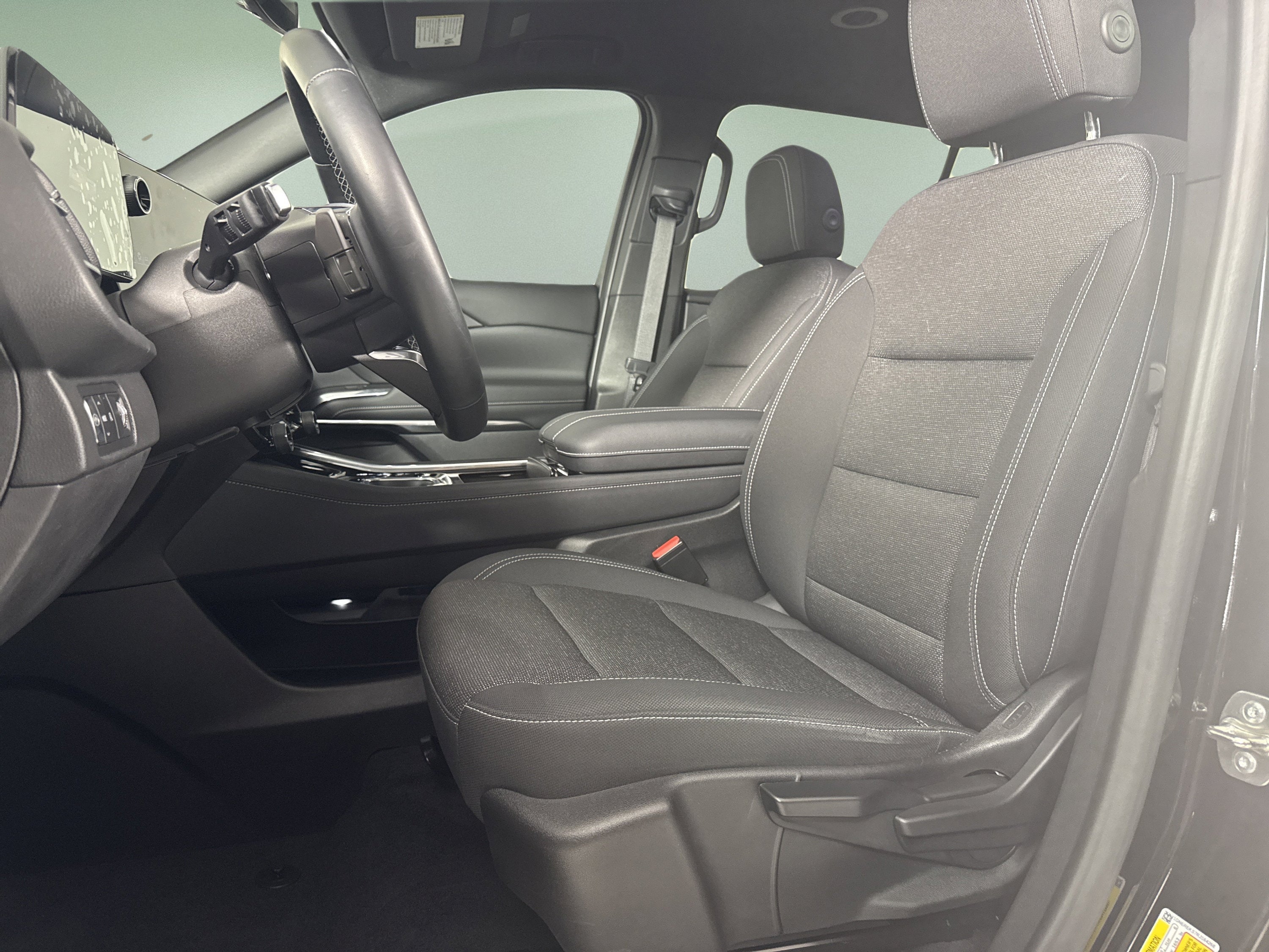 2024 Chevrolet Traverse FWD LS