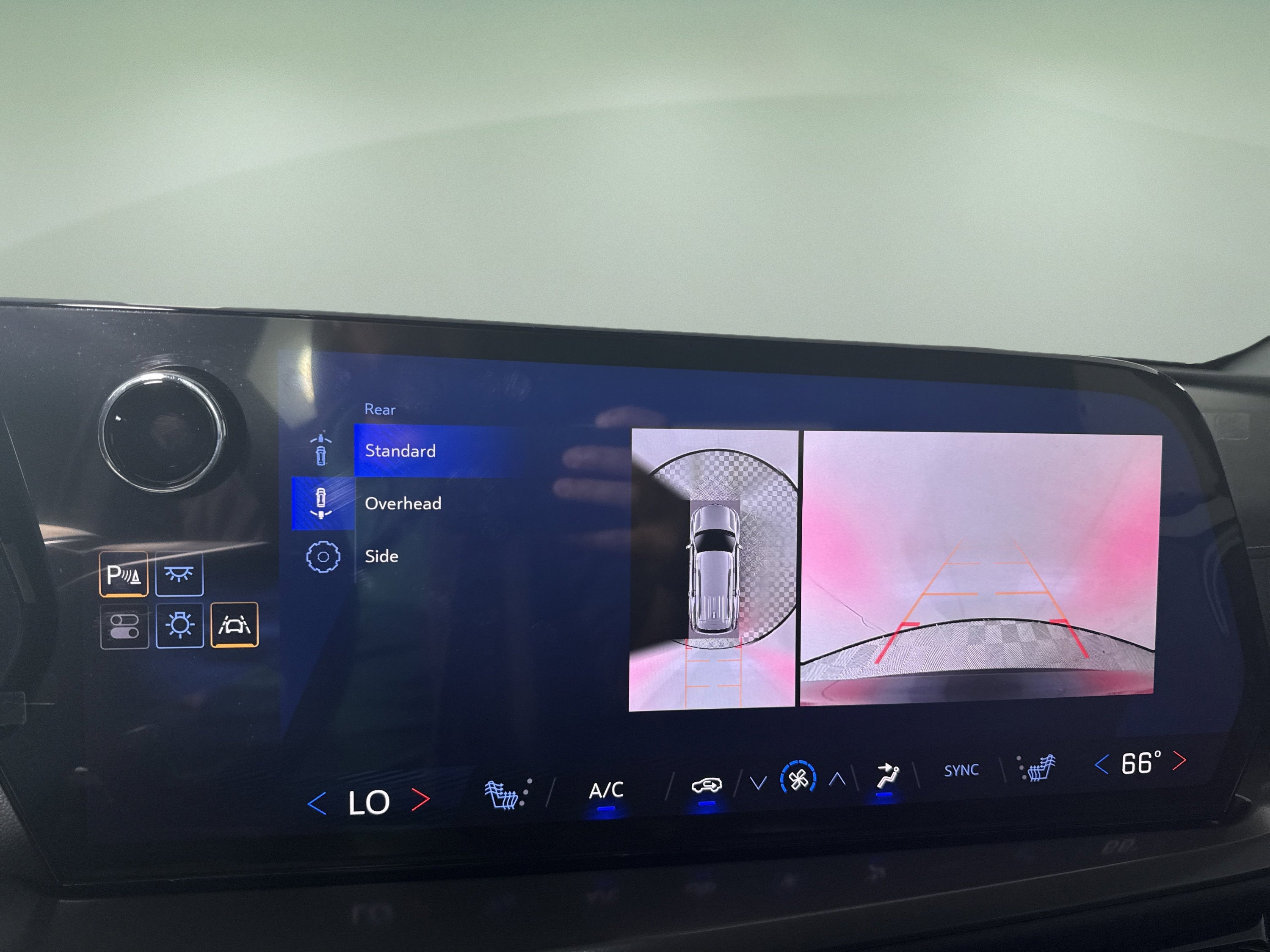 2024 Chevrolet Traverse FWD LS