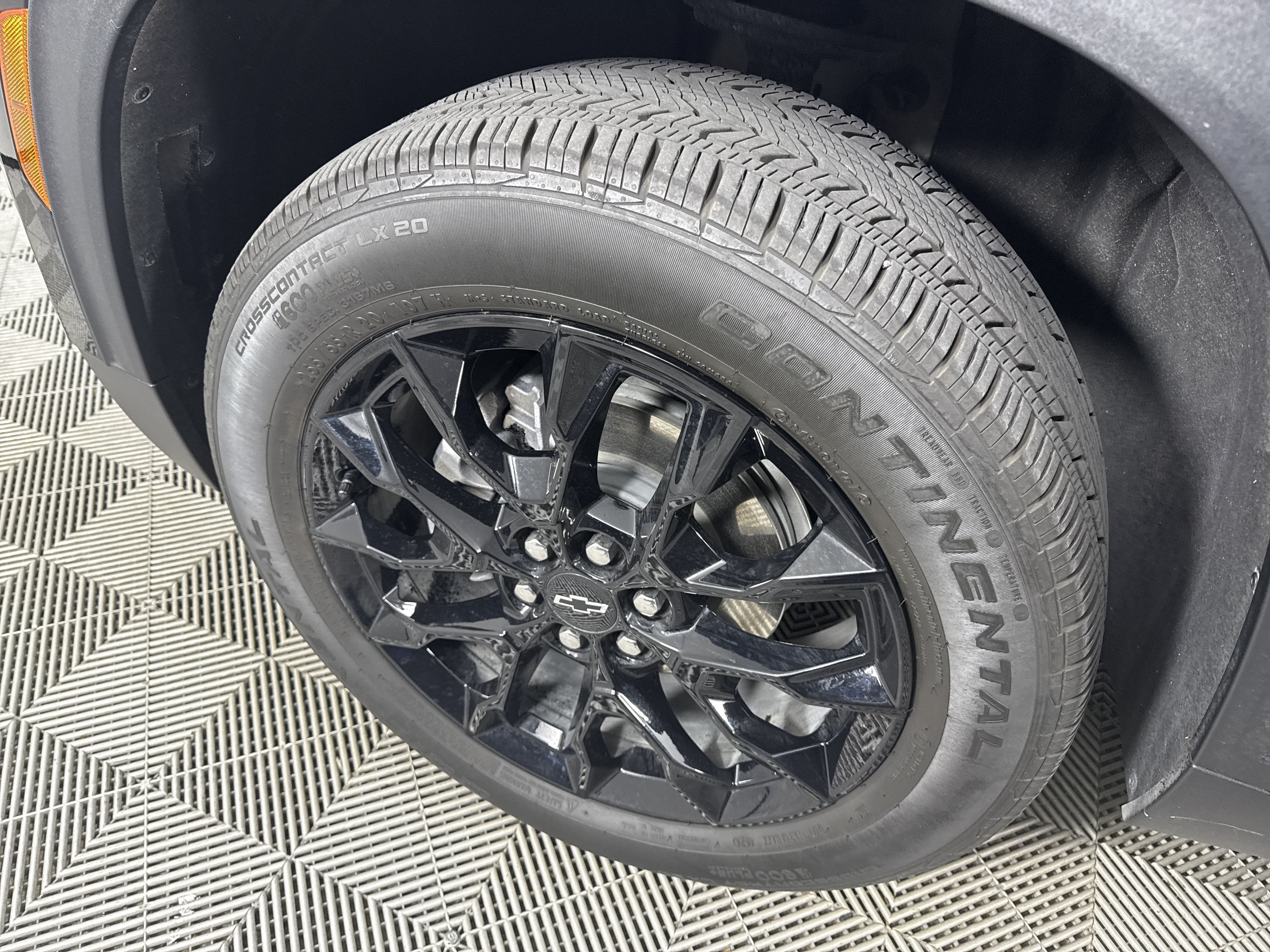 2024 Chevrolet Traverse FWD LS