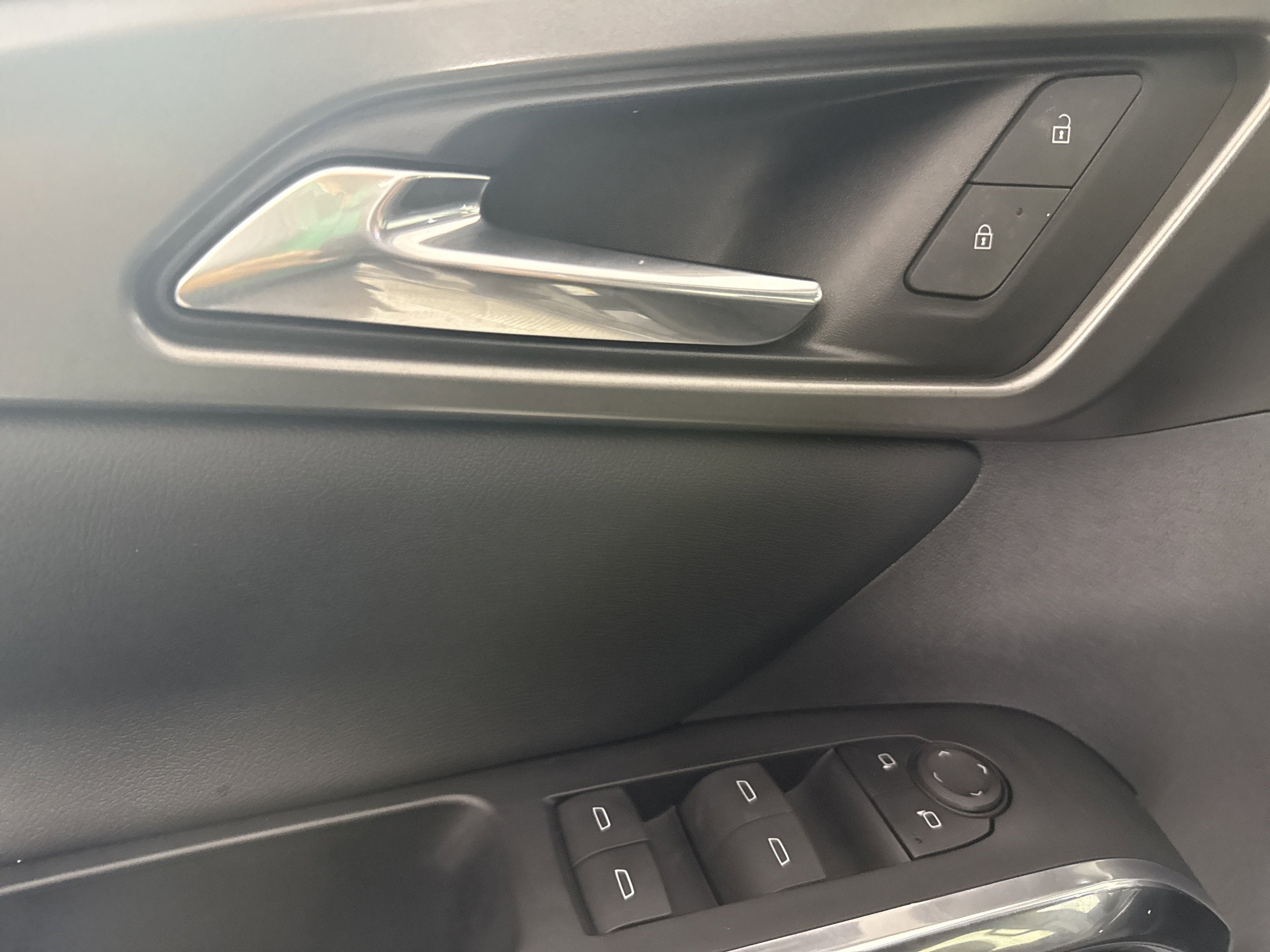 2024 Chevrolet Traverse FWD LS