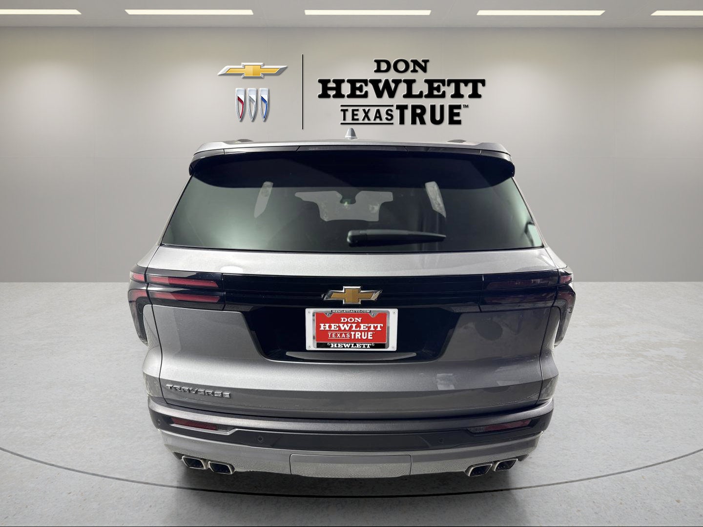 2026 Chevrolet Traverse FWD LT