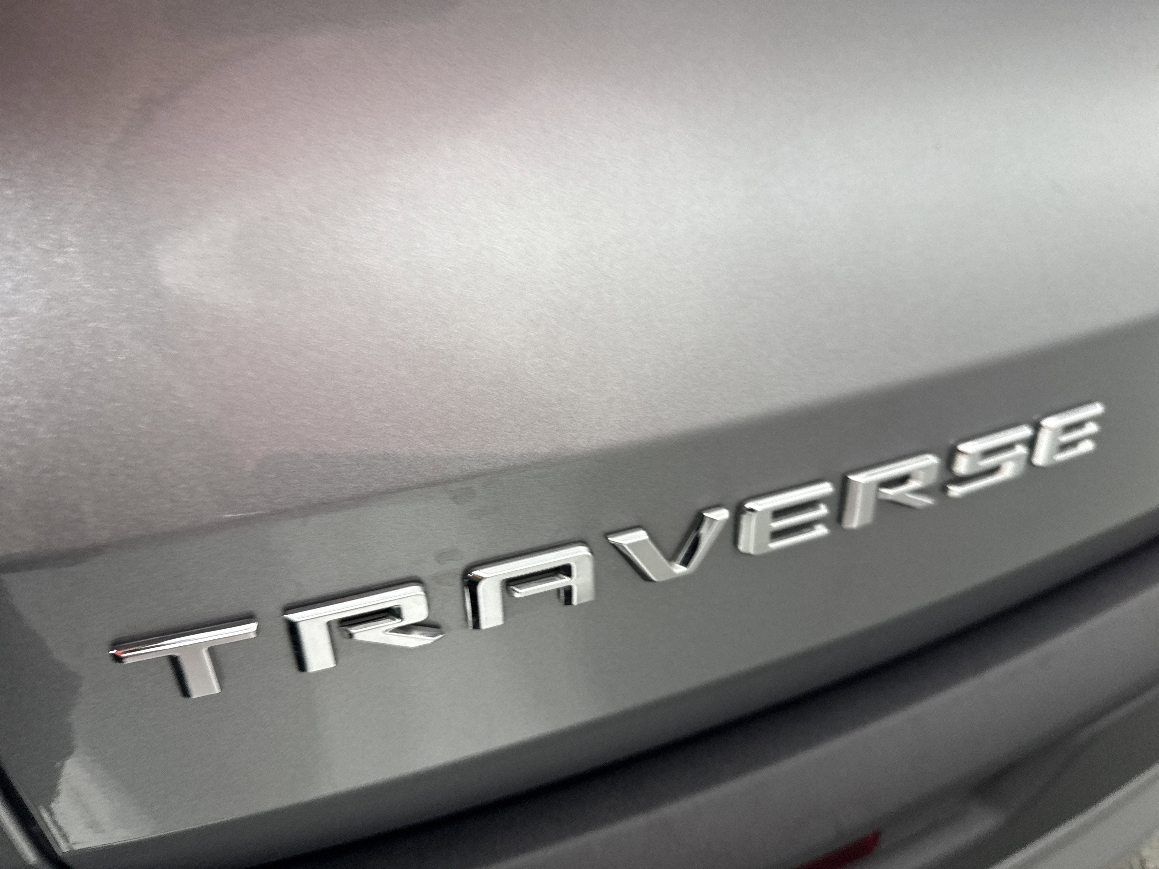 2026 Chevrolet Traverse FWD LT