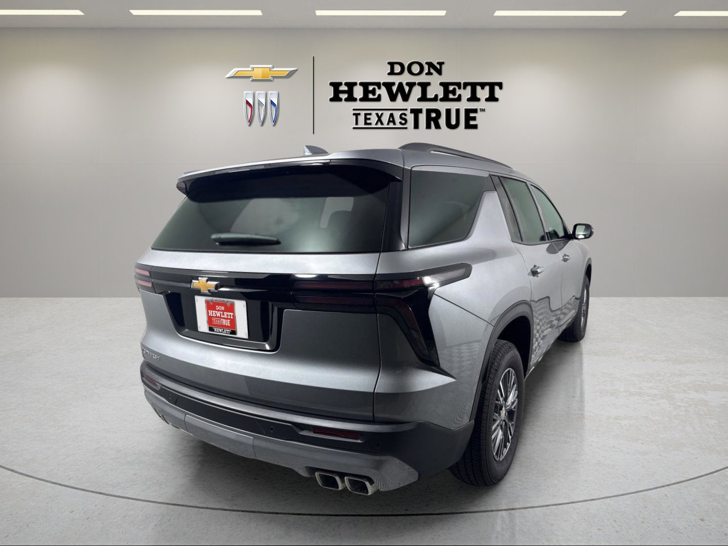 2026 Chevrolet Traverse FWD LT